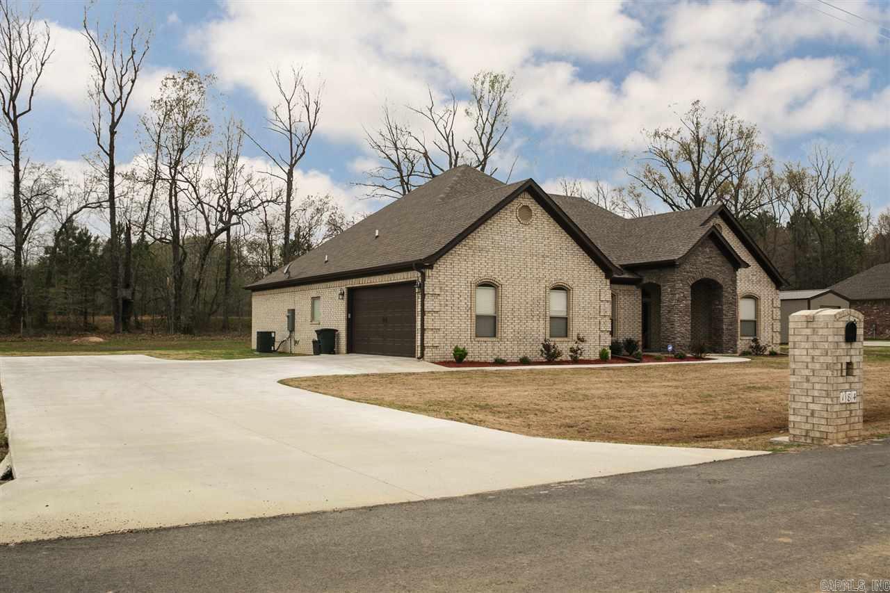 MOUNT TABOR ESTATES - Residential Lease