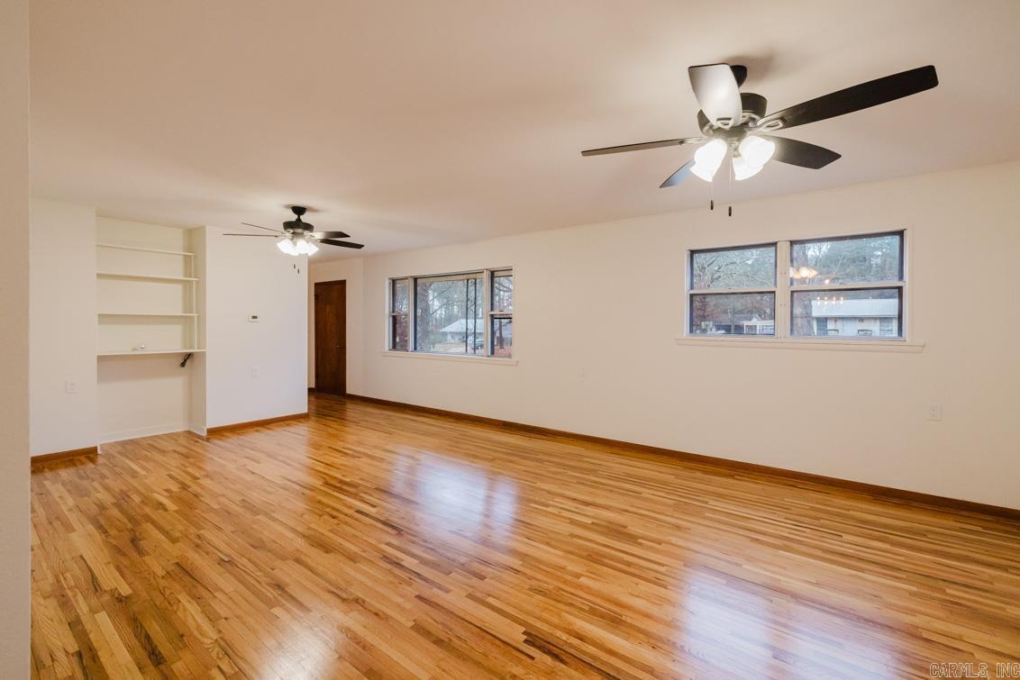 GREEN HILLS - Residential