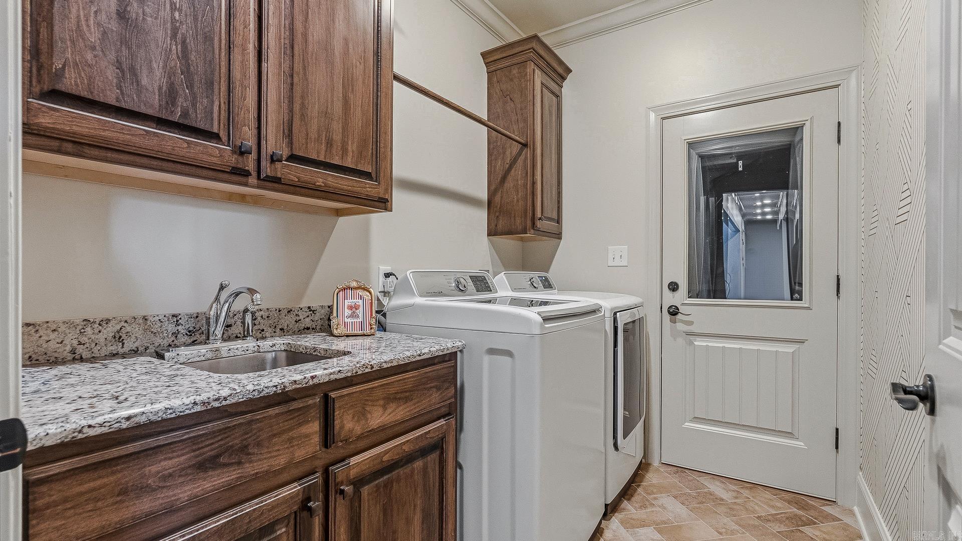 BARRINGTON PARK - Residential