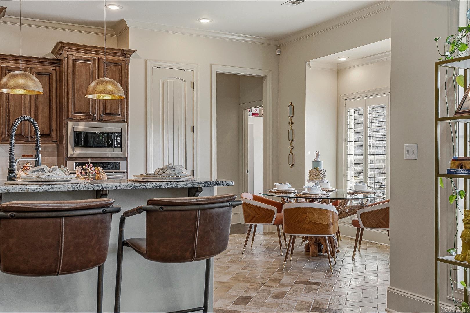 BARRINGTON PARK - Residential