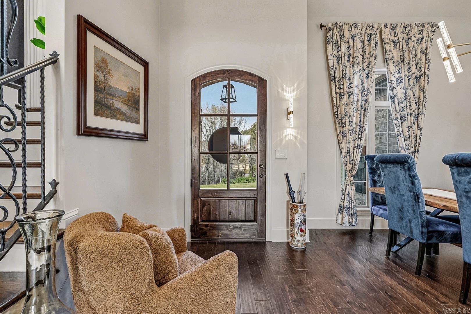 BARRINGTON PARK - Residential