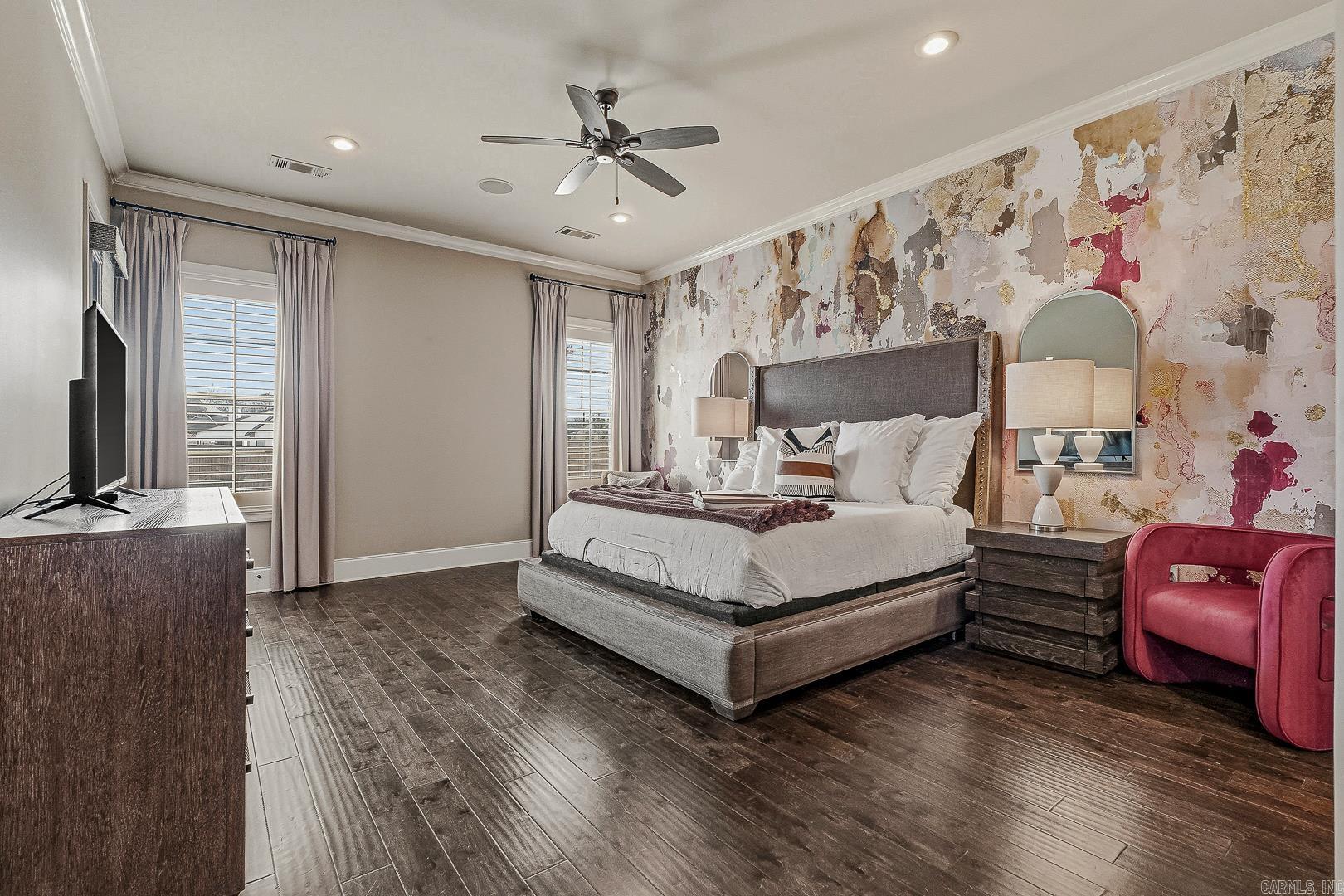 BARRINGTON PARK - Residential