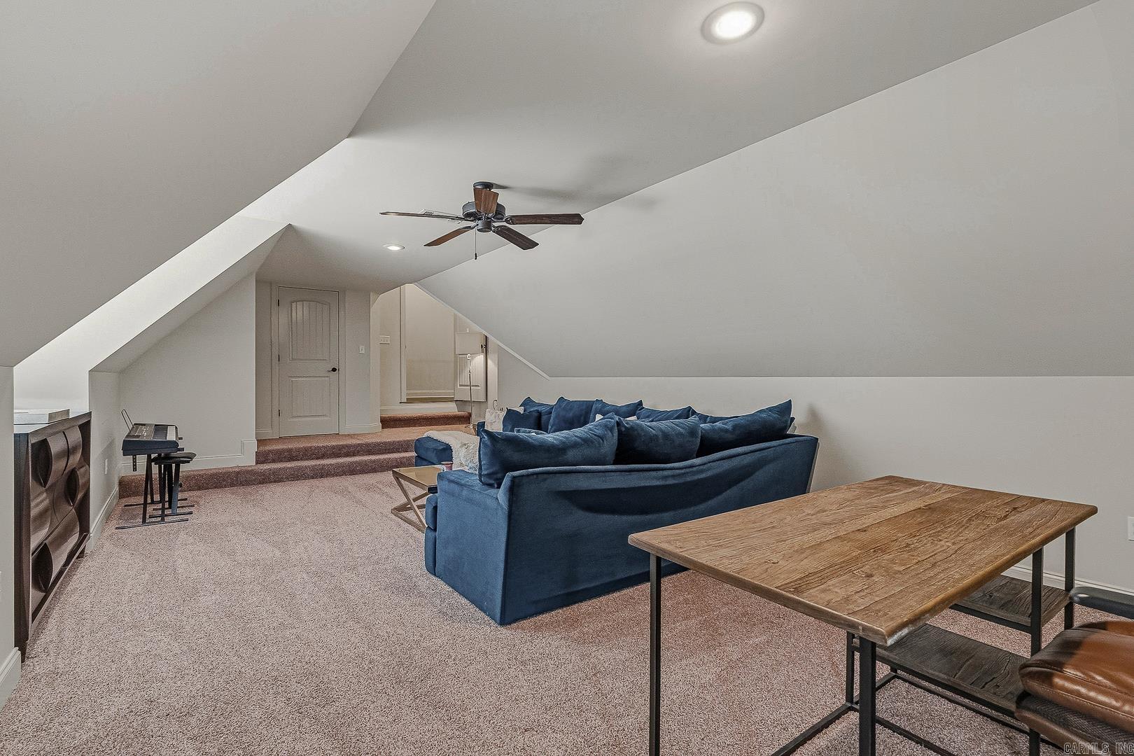 BARRINGTON PARK - Residential