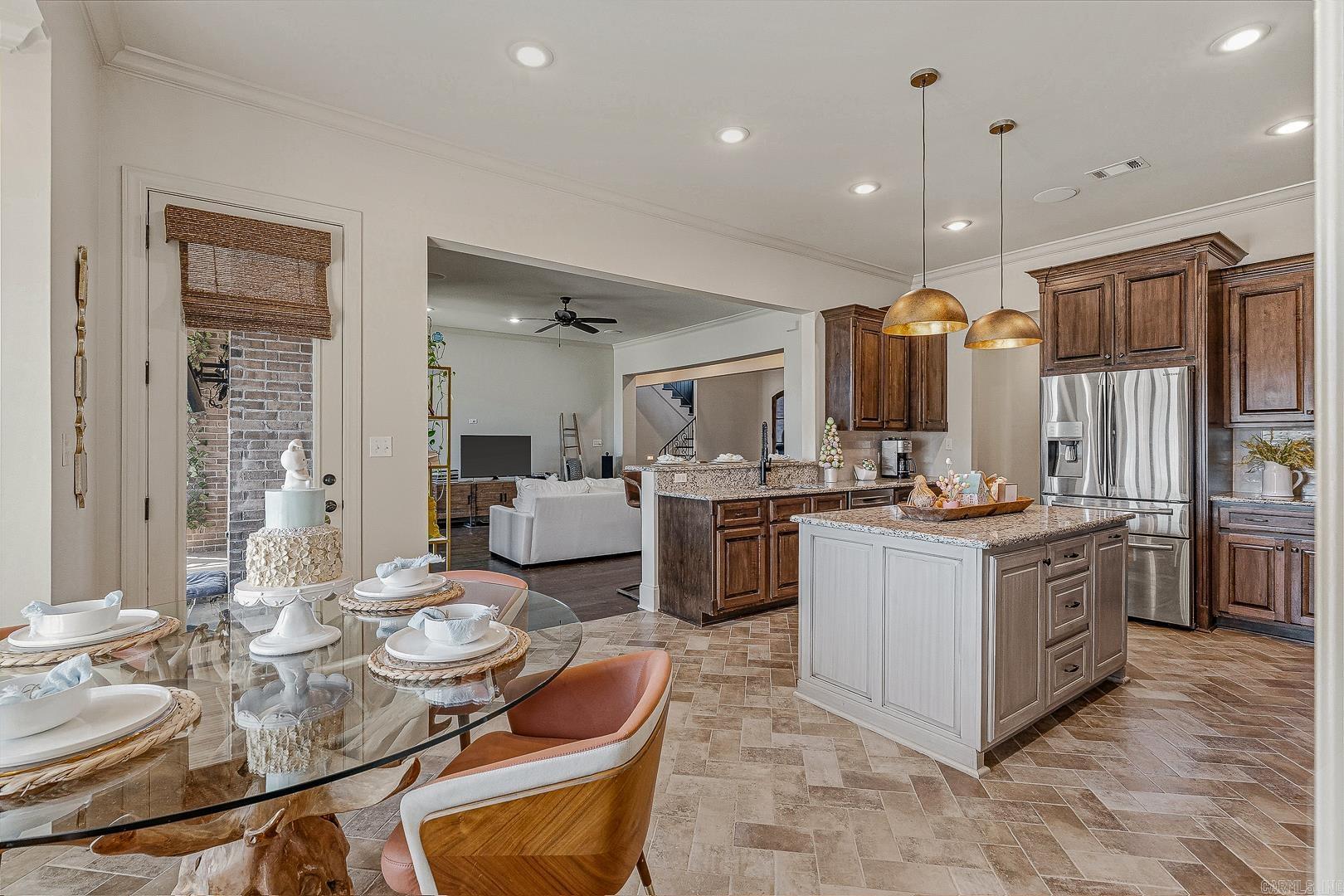 BARRINGTON PARK - Residential