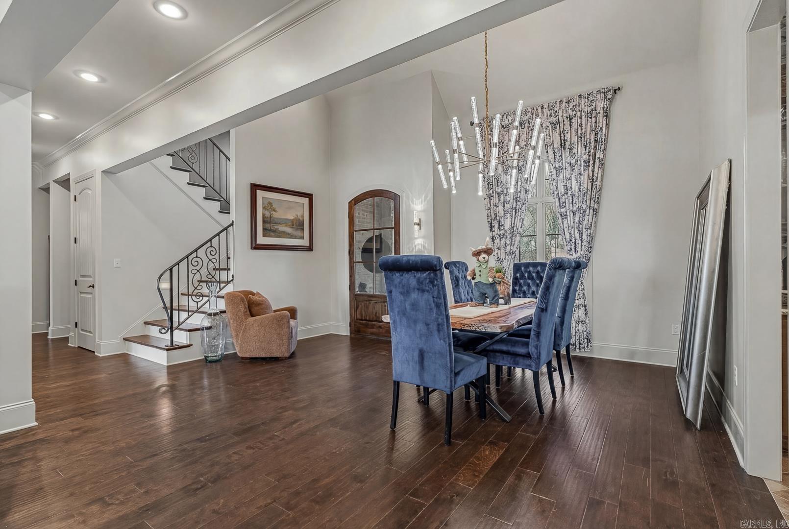 BARRINGTON PARK - Residential