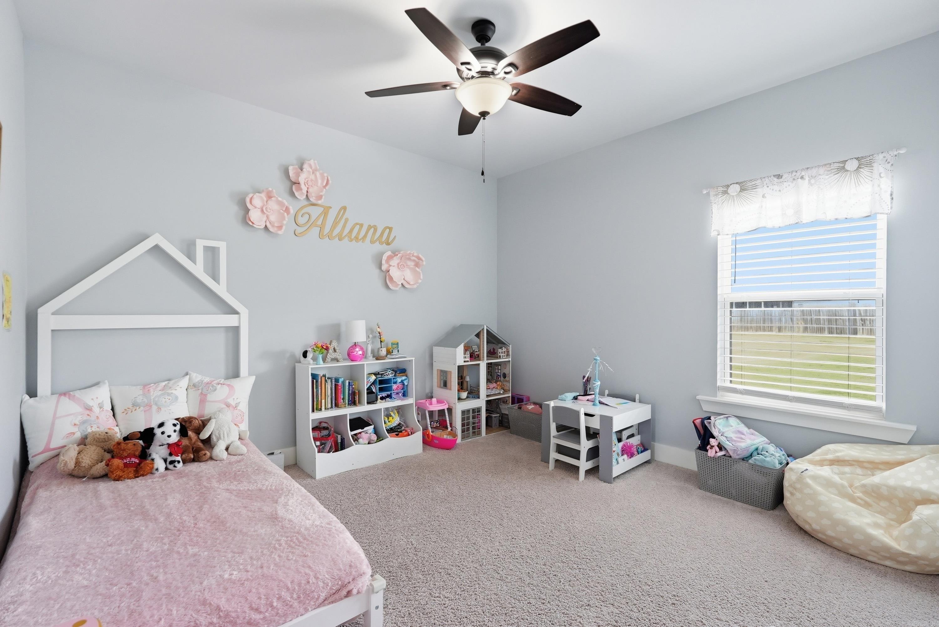 MOUNT TABOR ESTATES - Residential