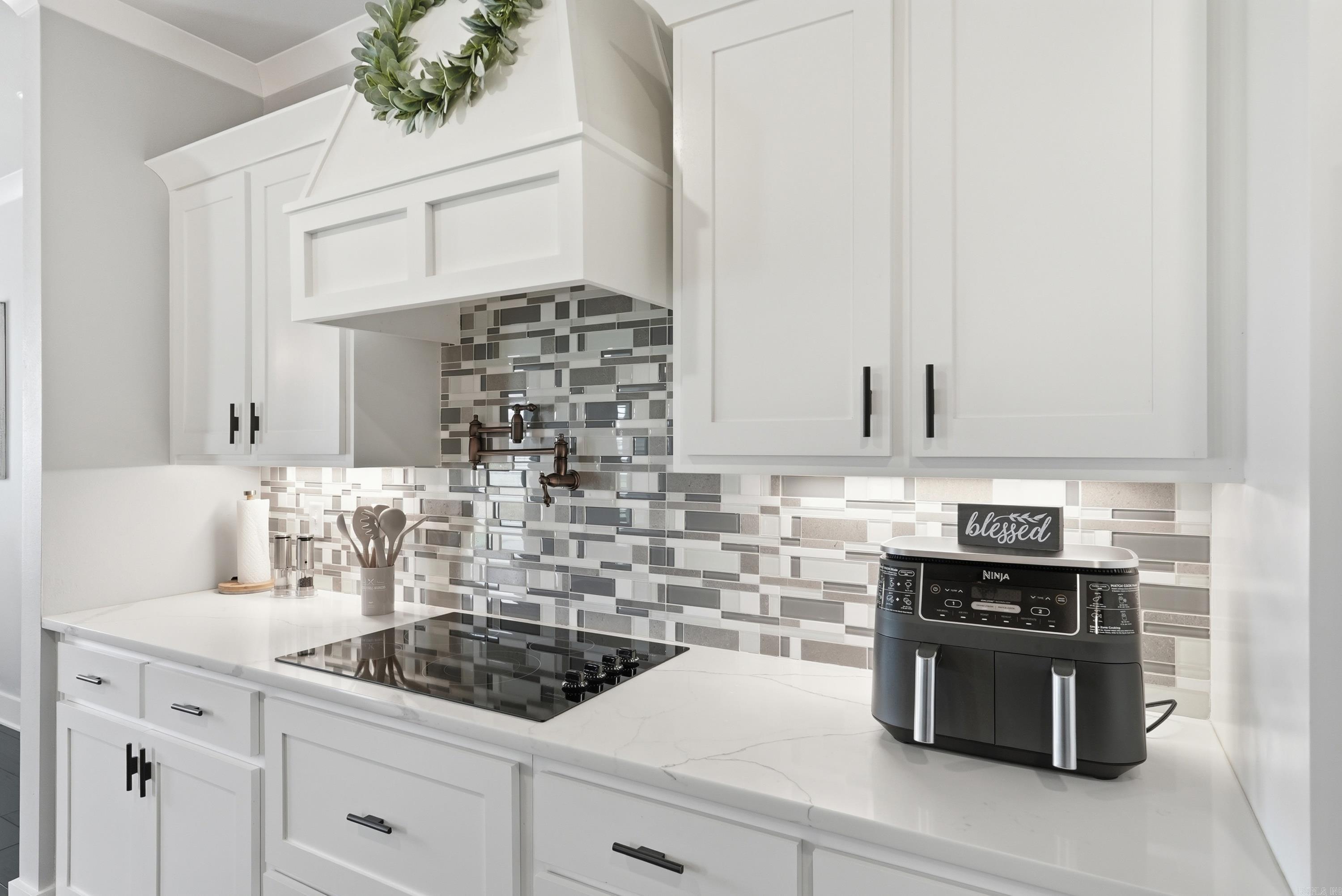 MOUNT TABOR ESTATES - Residential