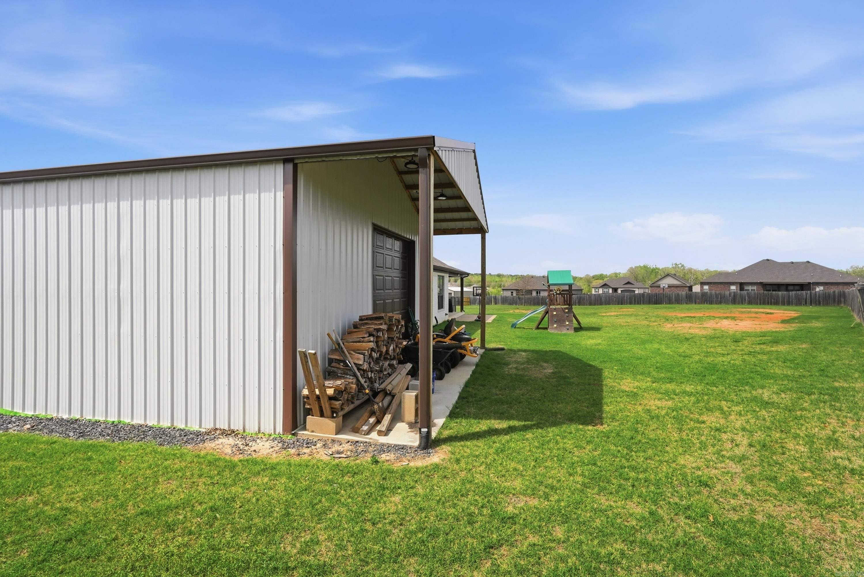 MOUNT TABOR ESTATES - Residential