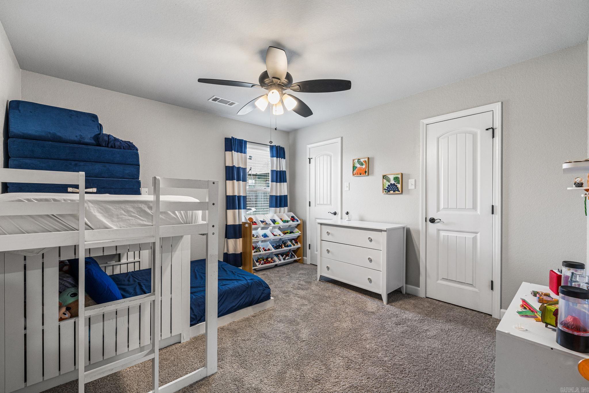 HERITAGE MEADOWS - Residential