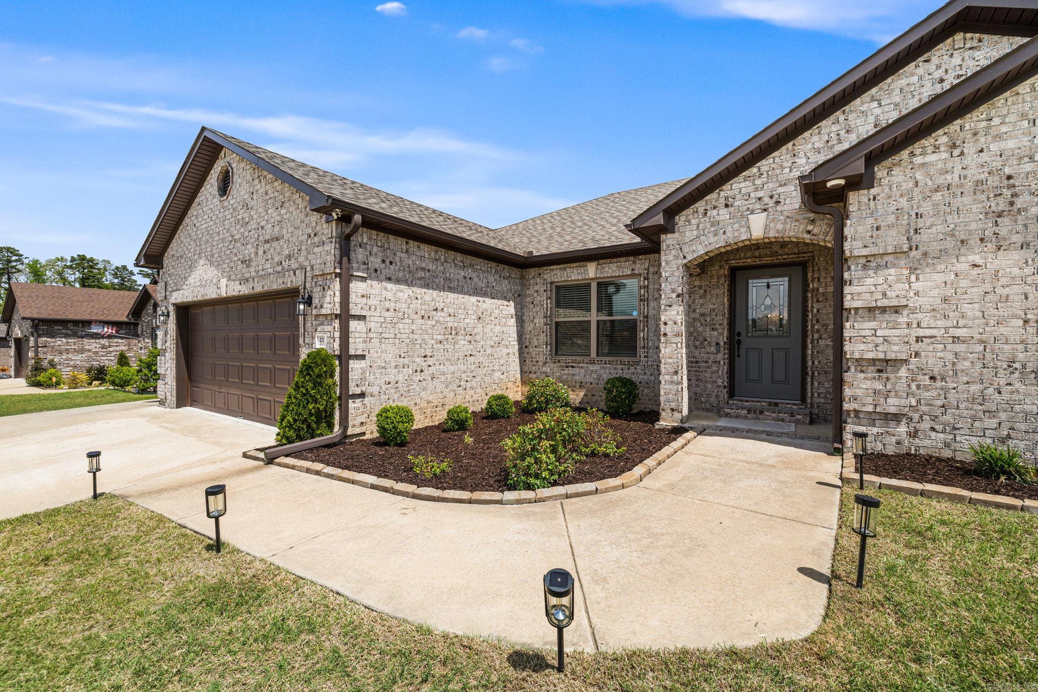 HERITAGE MEADOWS - Residential
