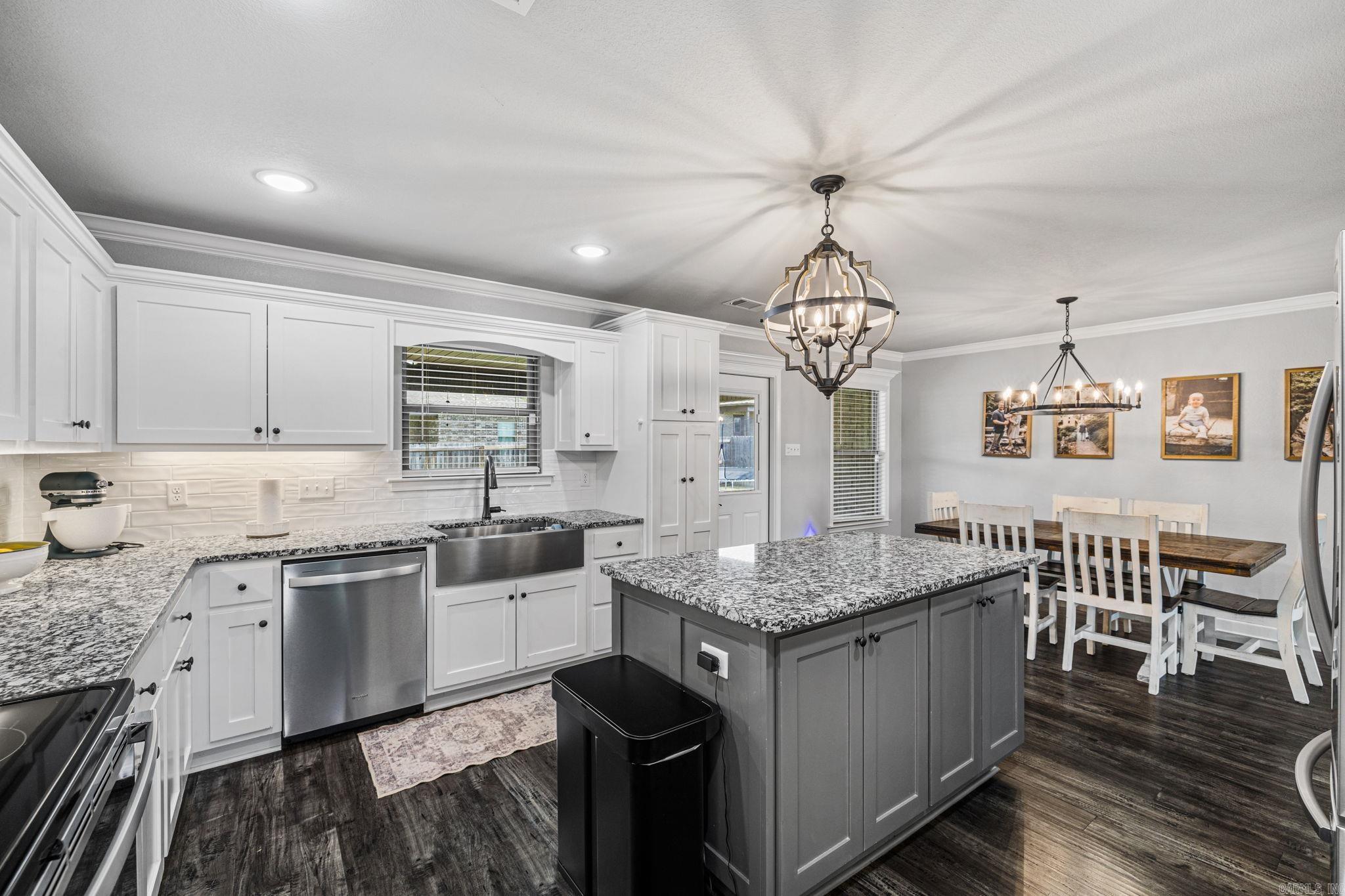 HERITAGE MEADOWS - Residential