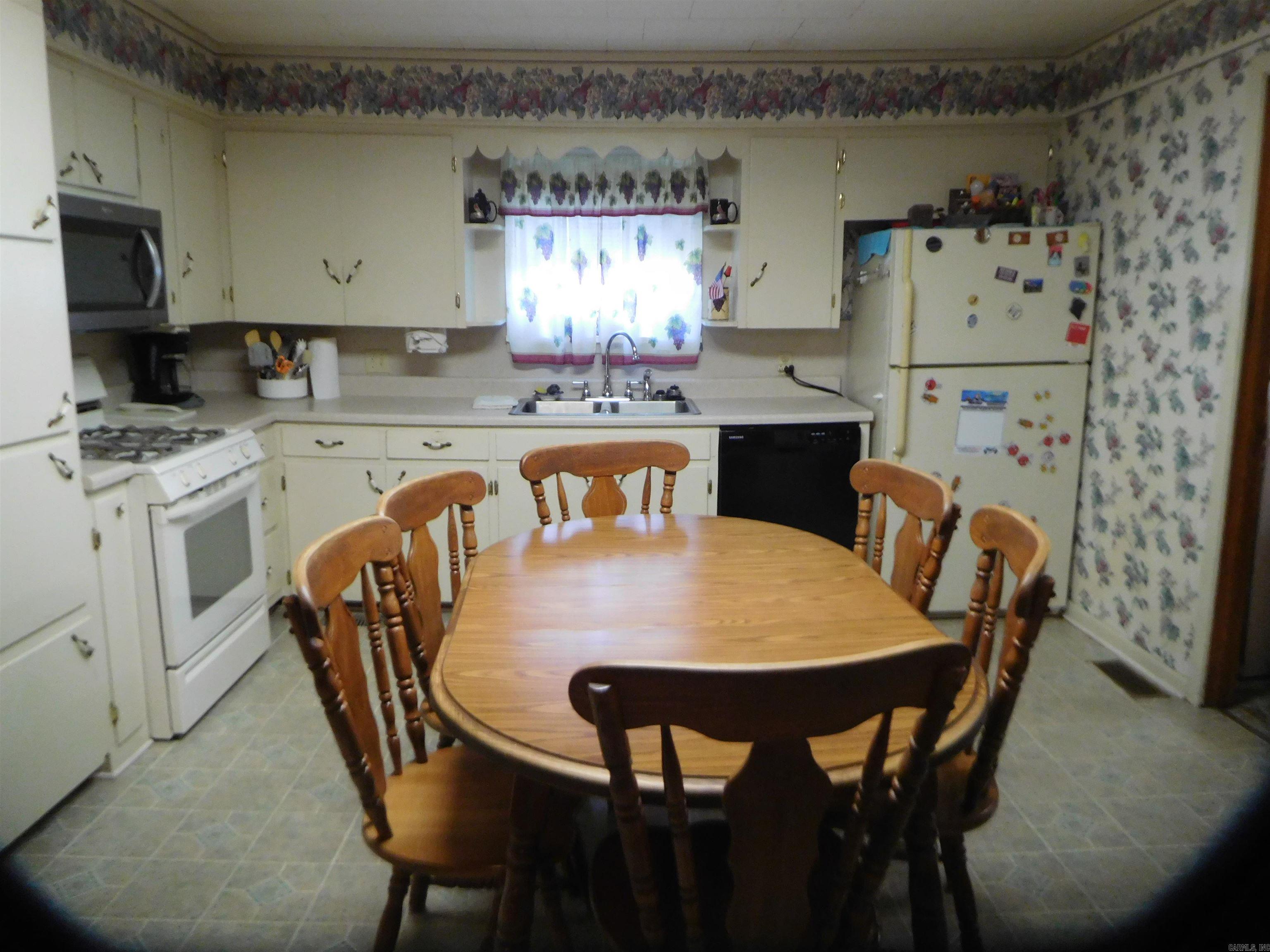 CLAYTON - Residential