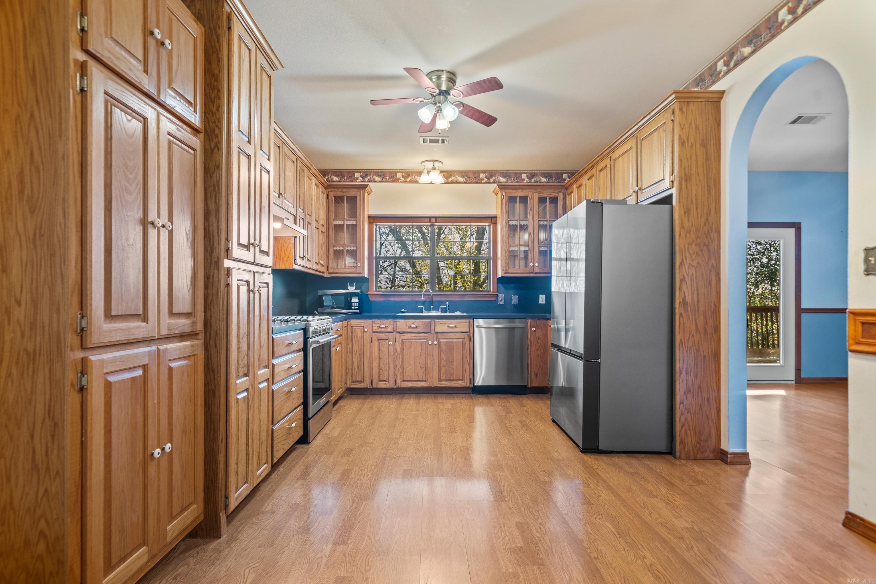 ARZELLA ACRES - Residential