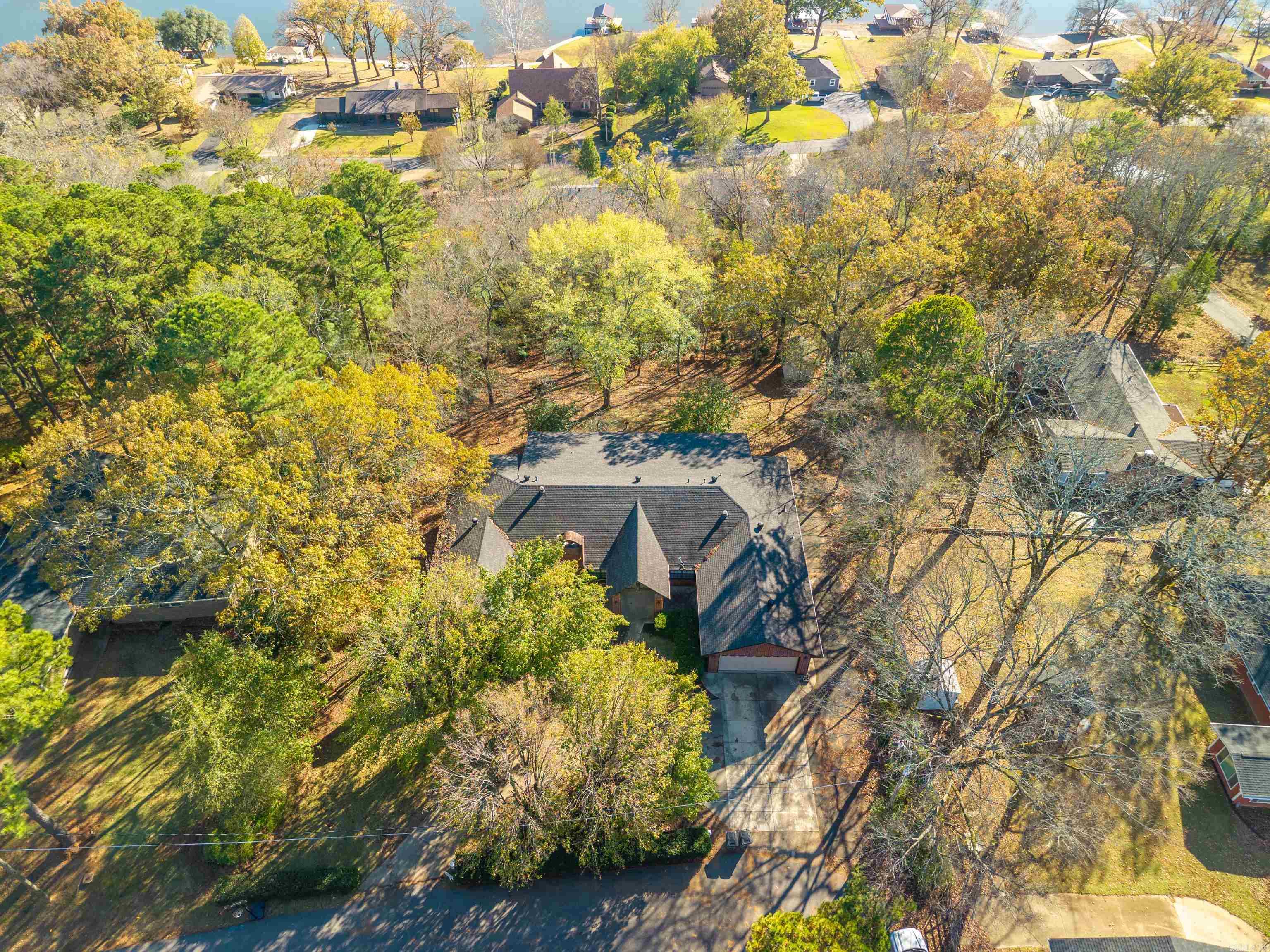 ARZELLA ACRES - Residential