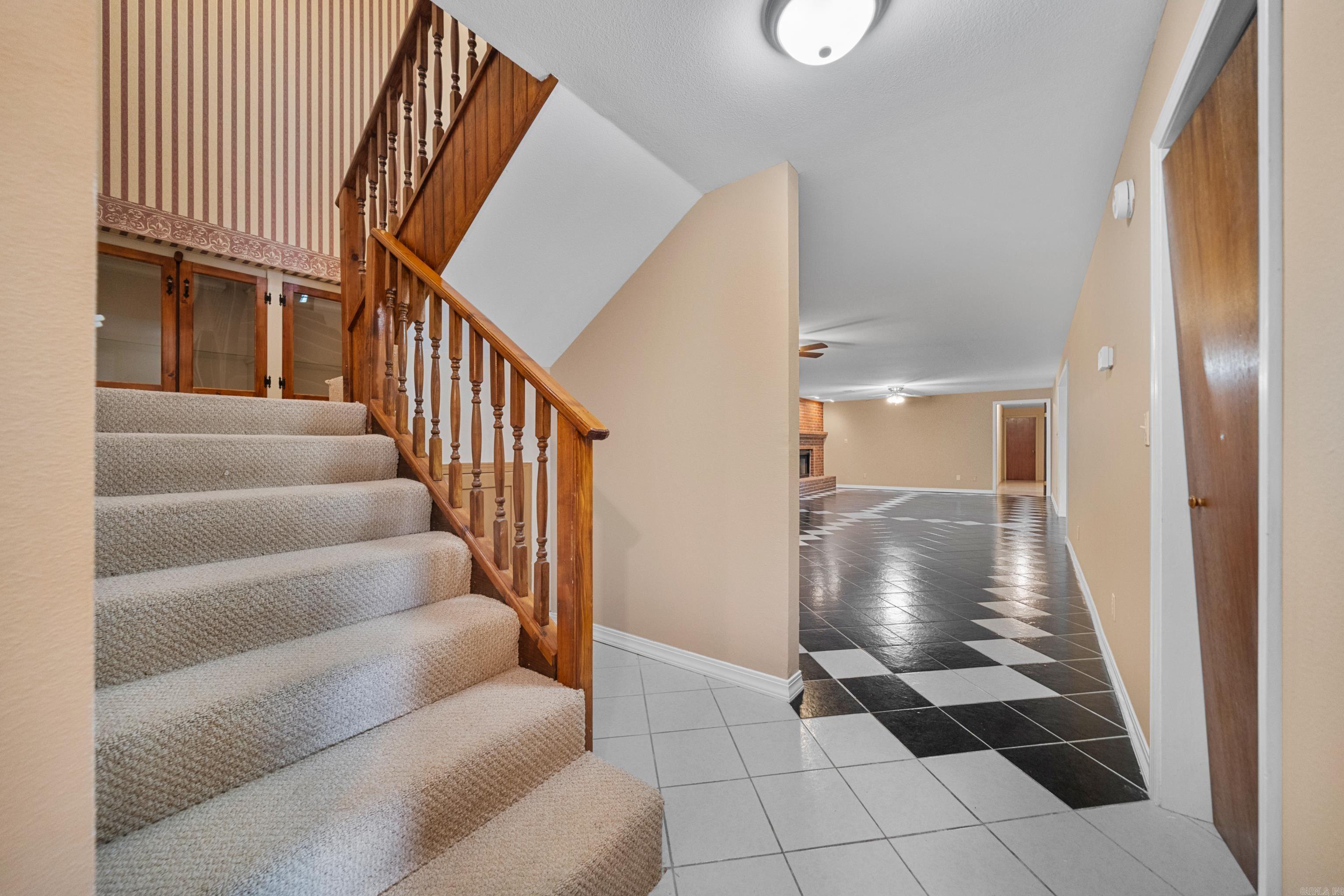 ARZELLA ACRES - Residential