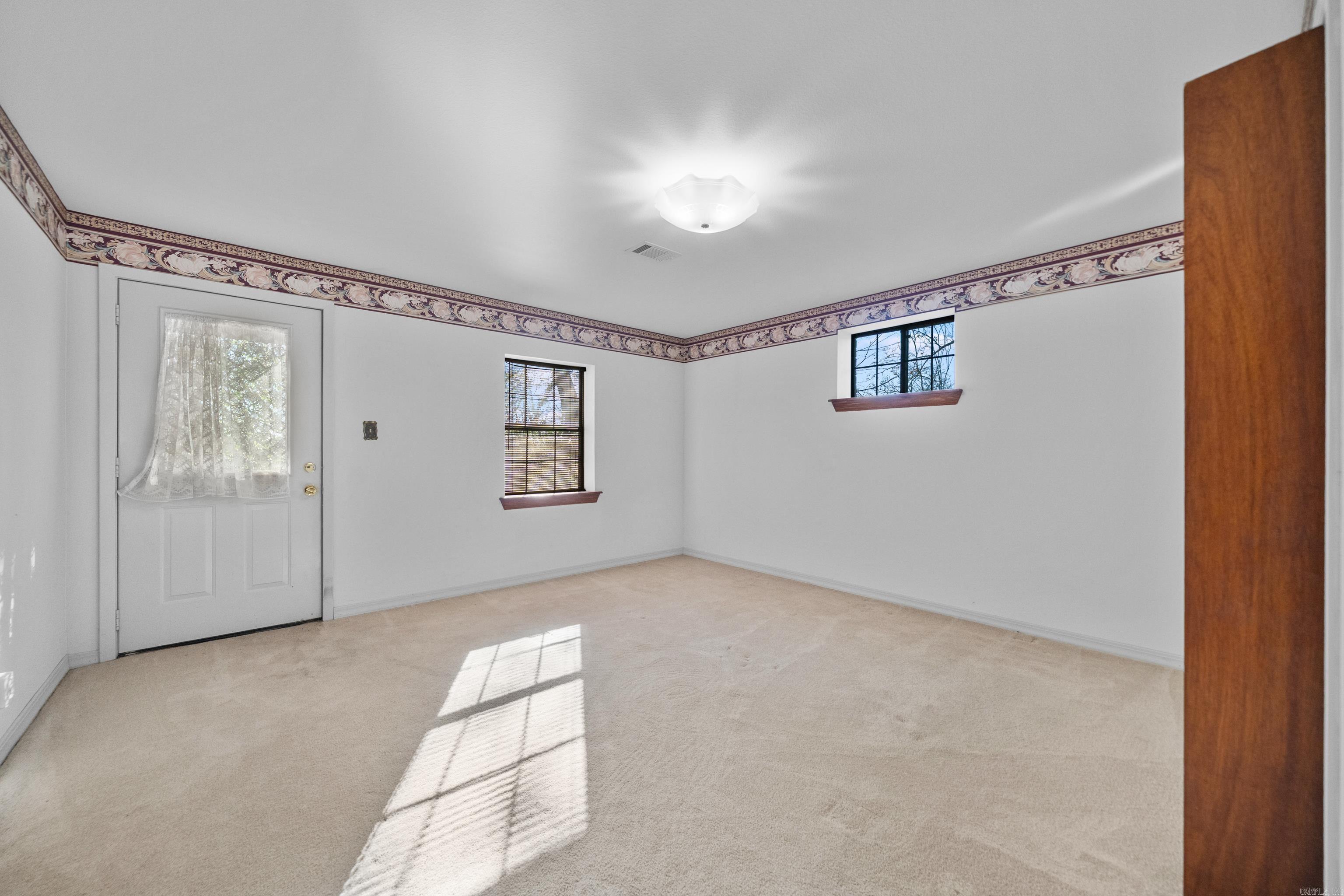 ARZELLA ACRES - Residential