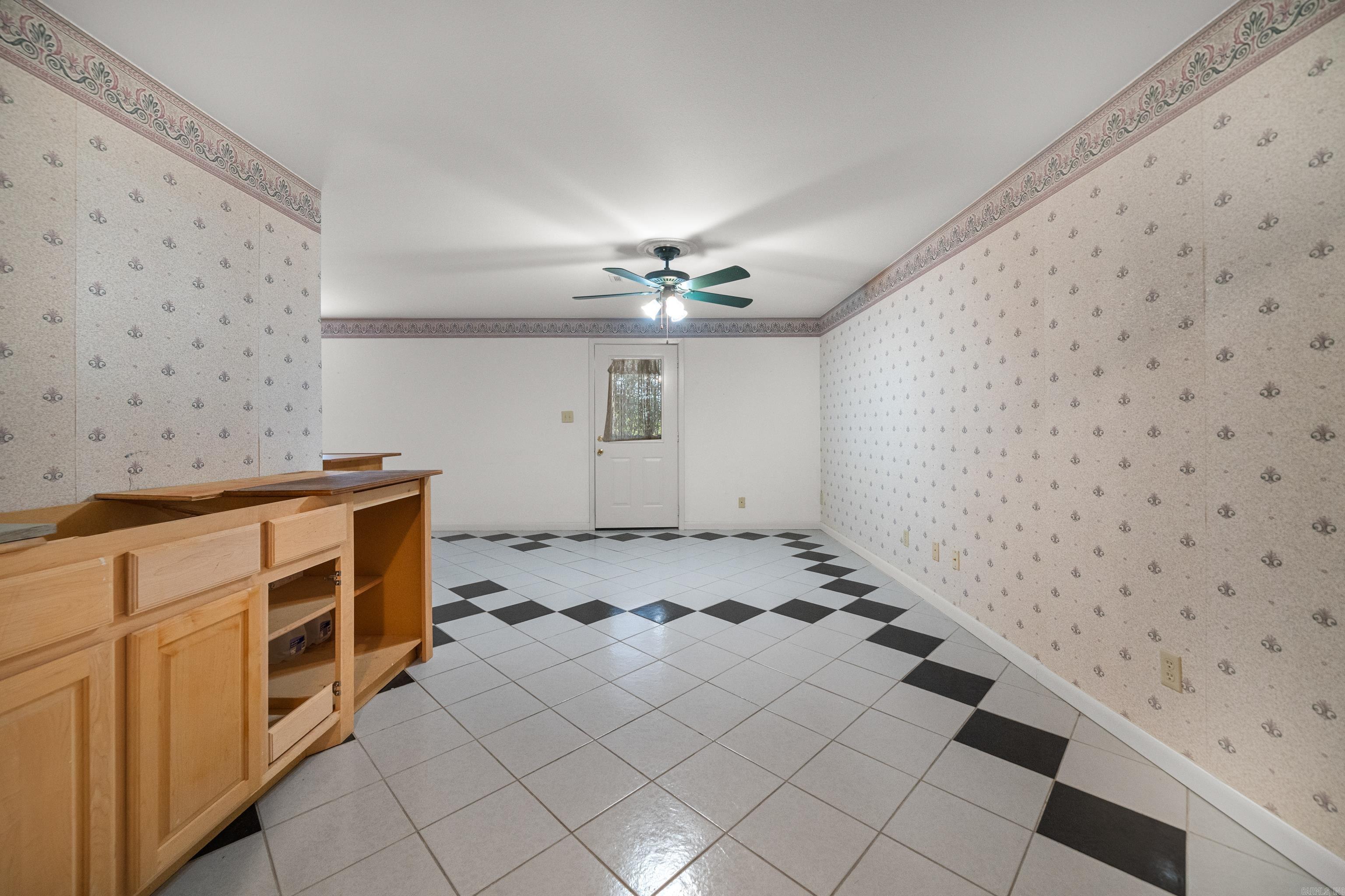 ARZELLA ACRES - Residential