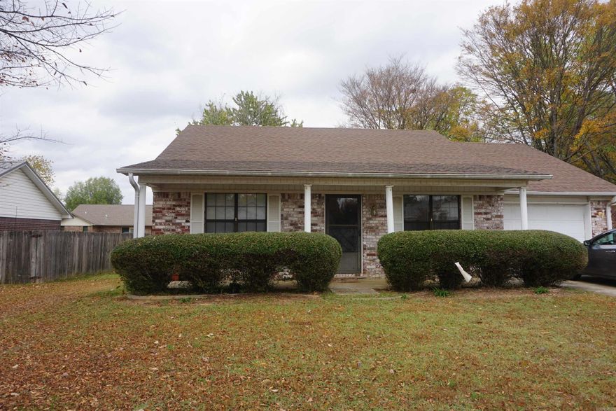 Cute brick home on the West side of Searcy within walking distance to Searcy High School. Large eat in Kitchen with a nice size laundry room with storage cabinets.  Living room is nice size and is open into the kitchen. Large bedrooms and great size bathrooms. The back yard is huge and  is fenced and there is a covered back patio.  This is tenant occupied so it is by appointment only. Lockbox on the front door.