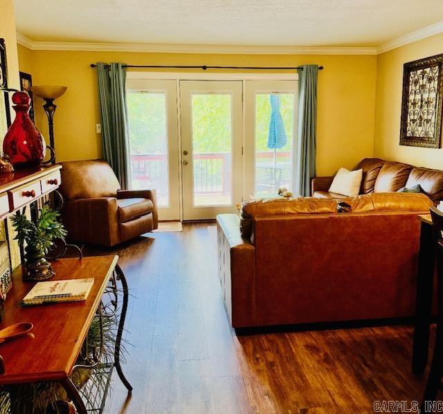 CHELSEA GLADE - Residential