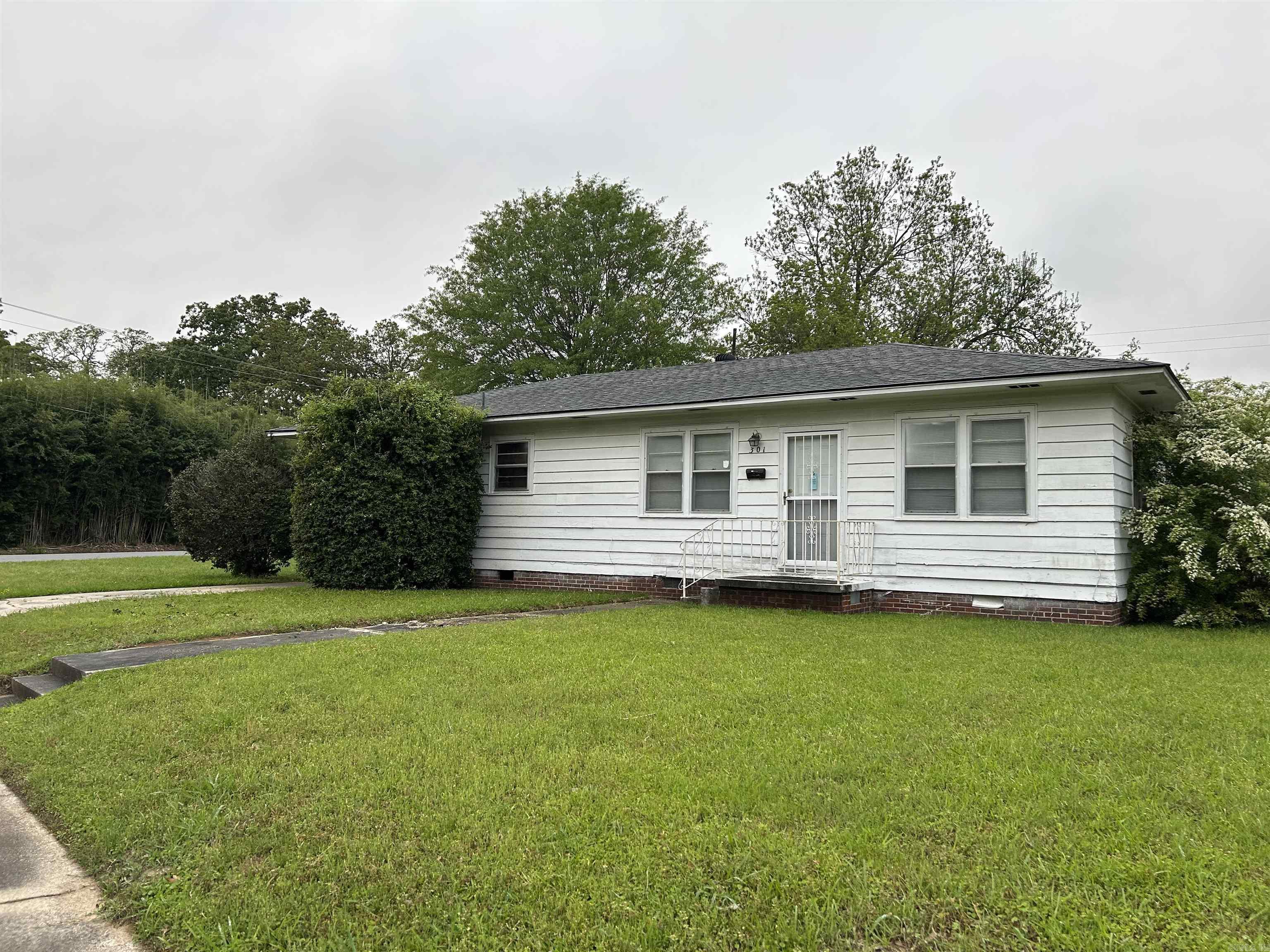 SPILLYARD DR J S ADD - Residential