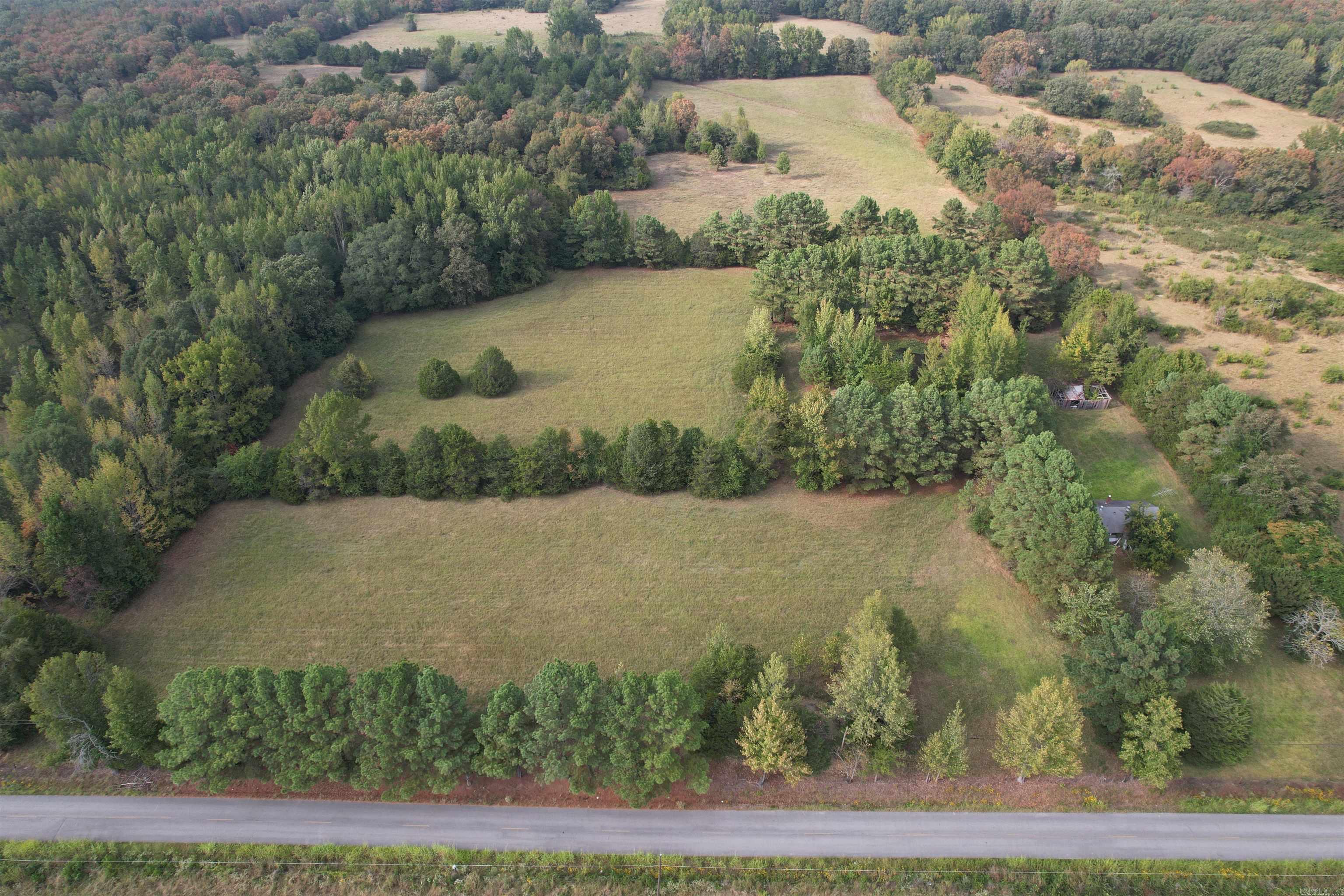 Welcome to 835 Velvet Ridge Road in Bradford! 12 beautiful acres, offering the perfect mix of privacy and potential. Home was built in 1966 and coveys at no value. The fully fenced acreage provides plenty of room for livestock, gardening, or recreational use. Whether you’re looking for an investment, a mini-farm, or simply a quiet place to call home, this property delivers. Conveniently located just minutes from US 67, you’ll enjoy the peace of country living with quick access to town amenities. Agents please see confidential remarks.