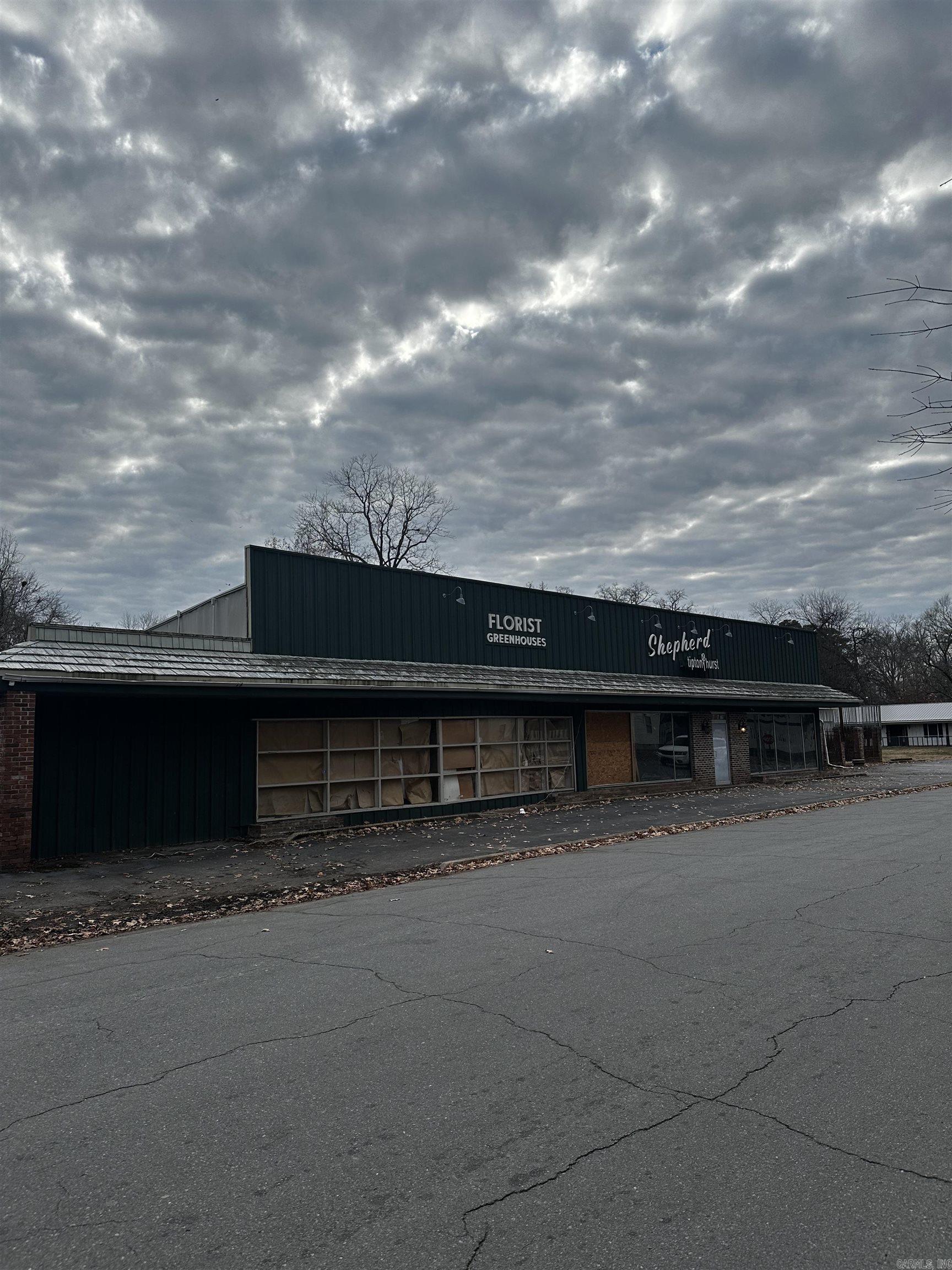 Austin & Taylor - Commercial Sale