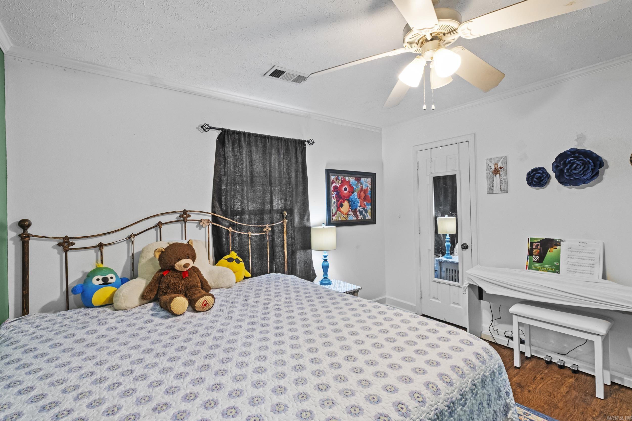 TURTLE CREEK - Residential