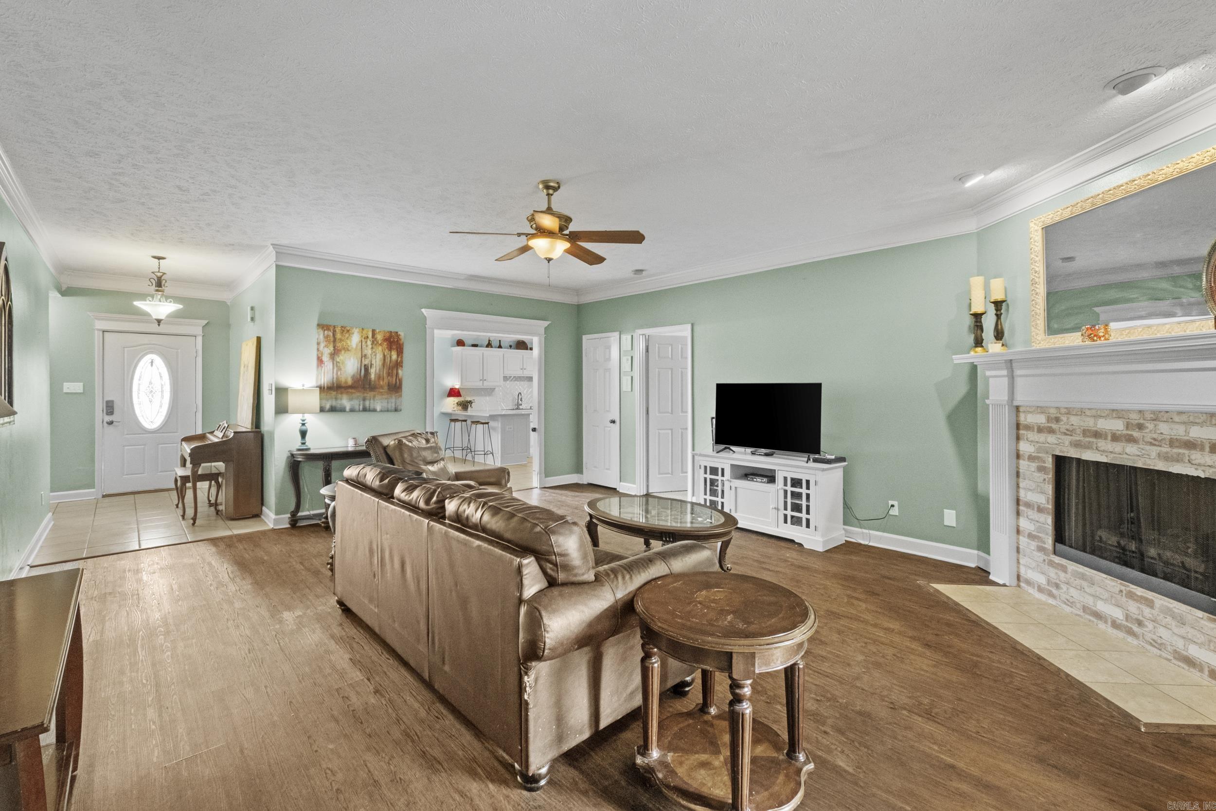 TURTLE CREEK - Residential
