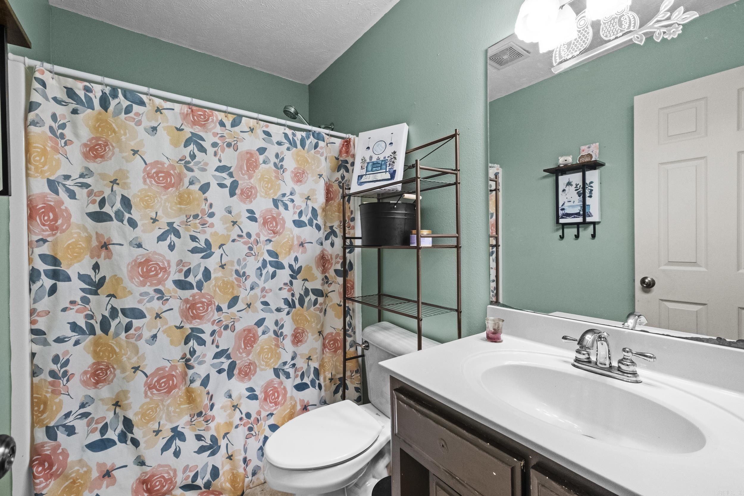 TURTLE CREEK - Residential