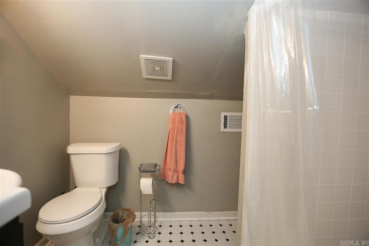 Beaches - Residential Lease