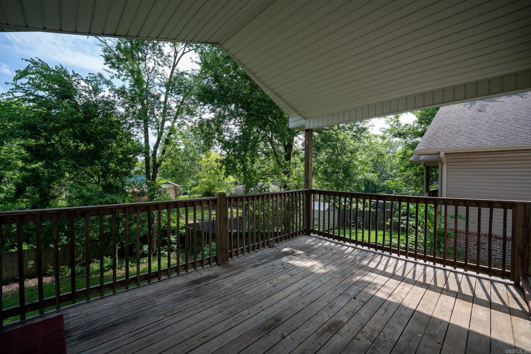 JONES & WORTHEN - Residential