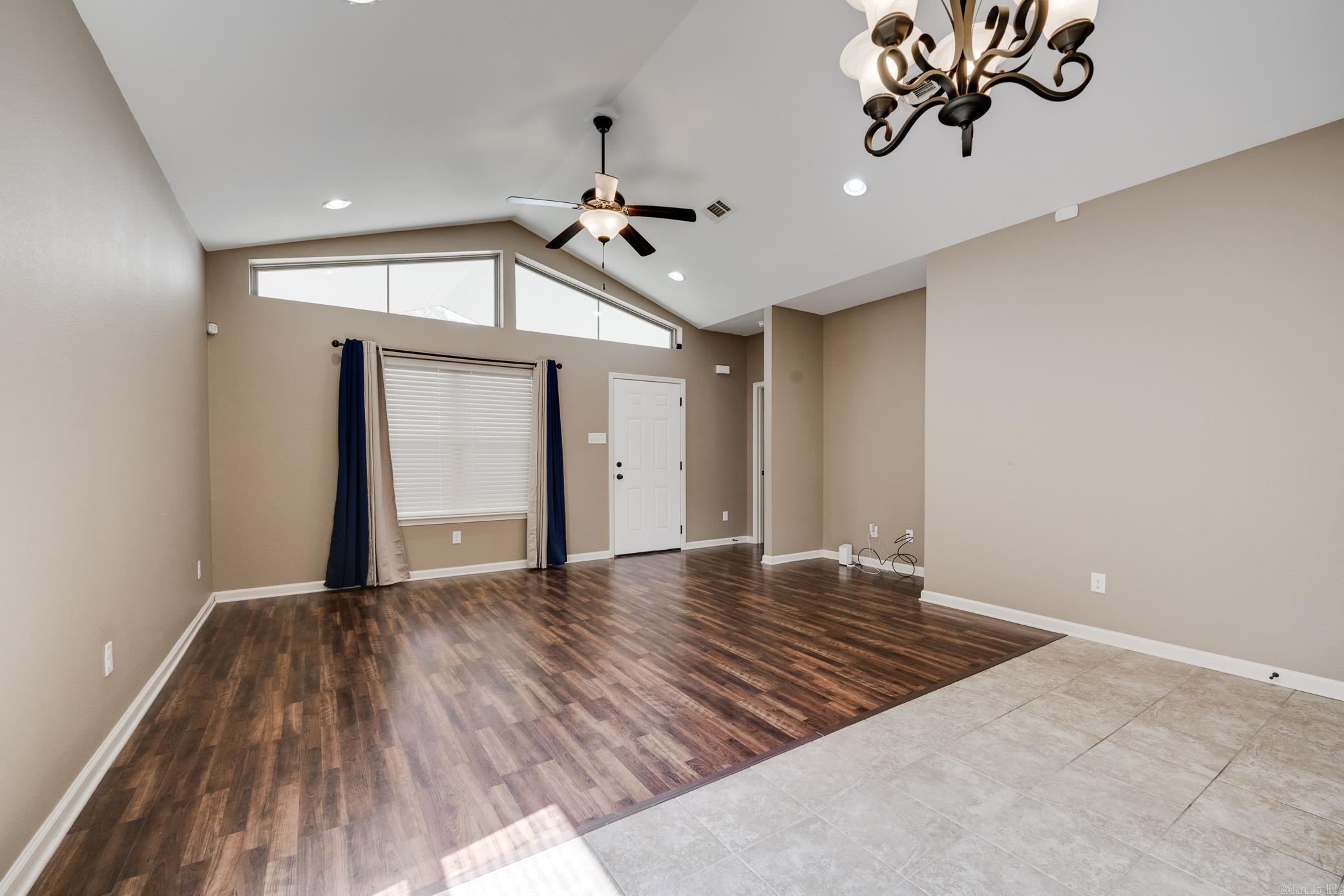 JONES & WORTHEN - Residential