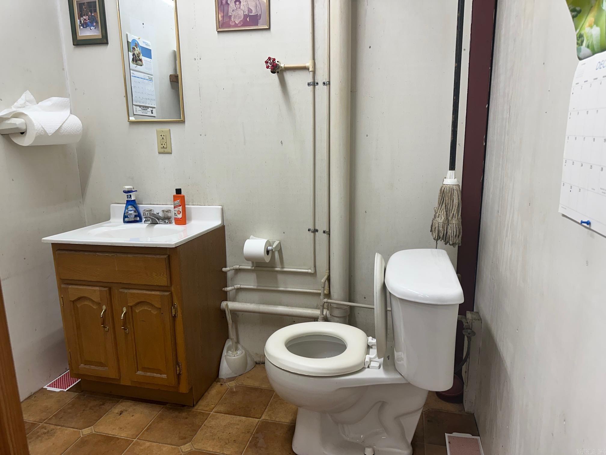 ARKANSAS HGTS - Residential