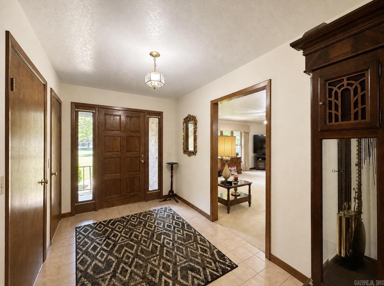 ARKANSAS HGTS - Residential