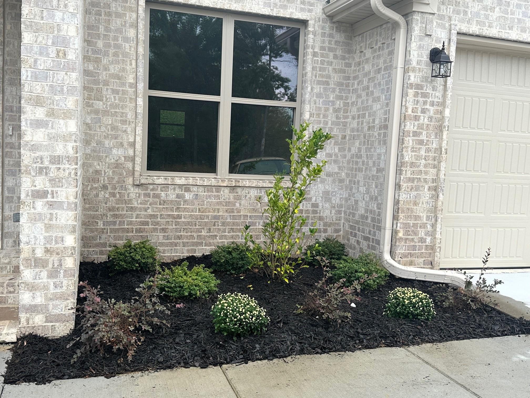 PINEWOOD ESTATES - Residential