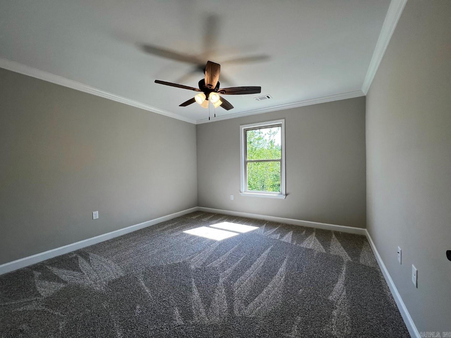 PINEWOOD ESTATES - Residential