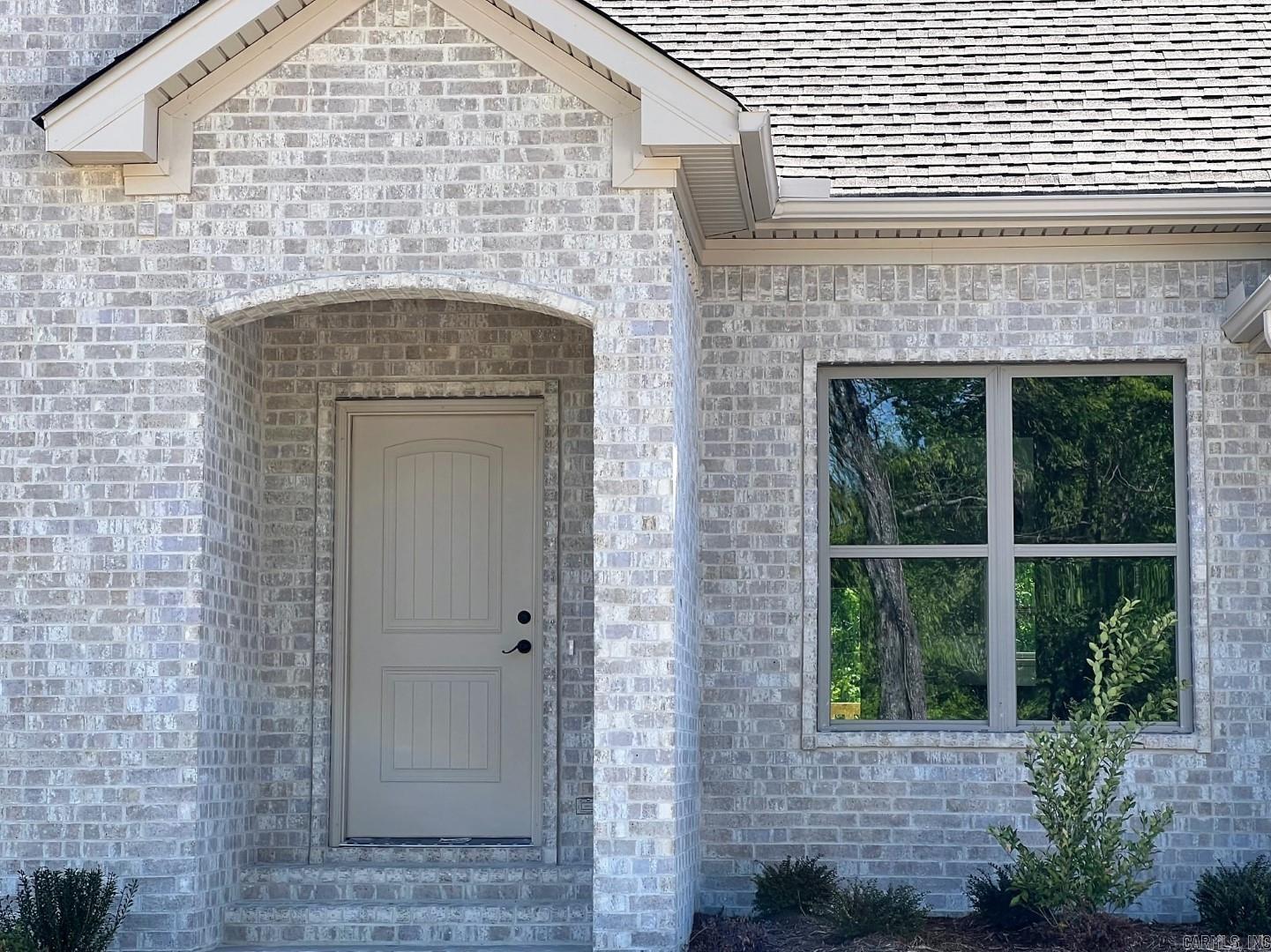 PINEWOOD ESTATES - Residential