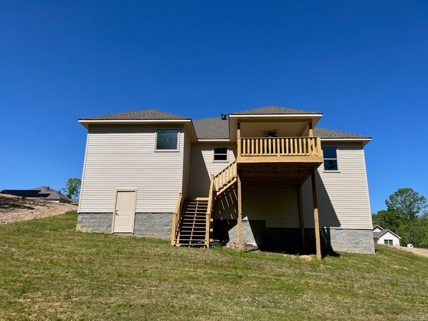 PINEWOOD ESTATES - Residential