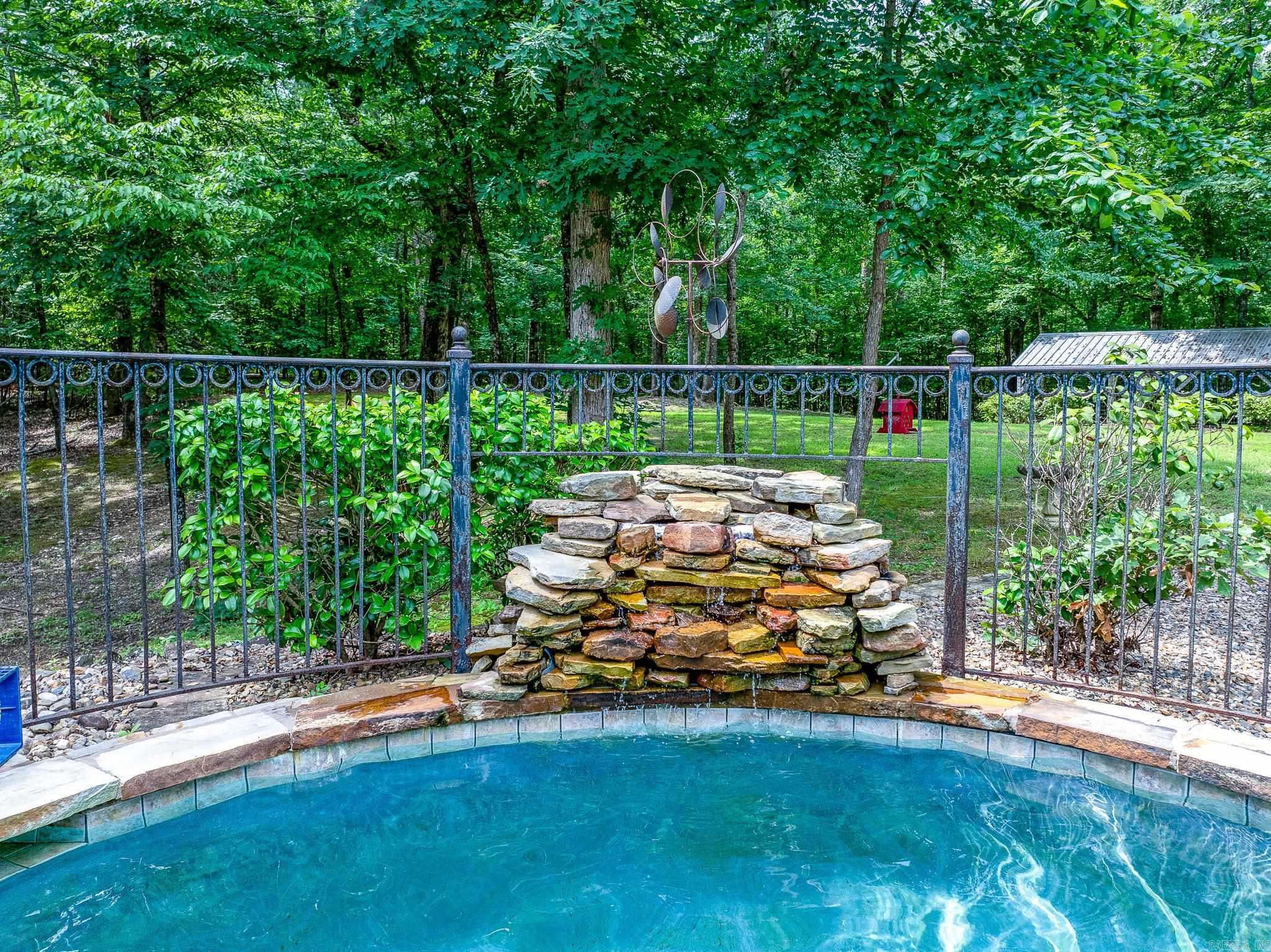 KENTUCKY FOOTHILLS - Residential