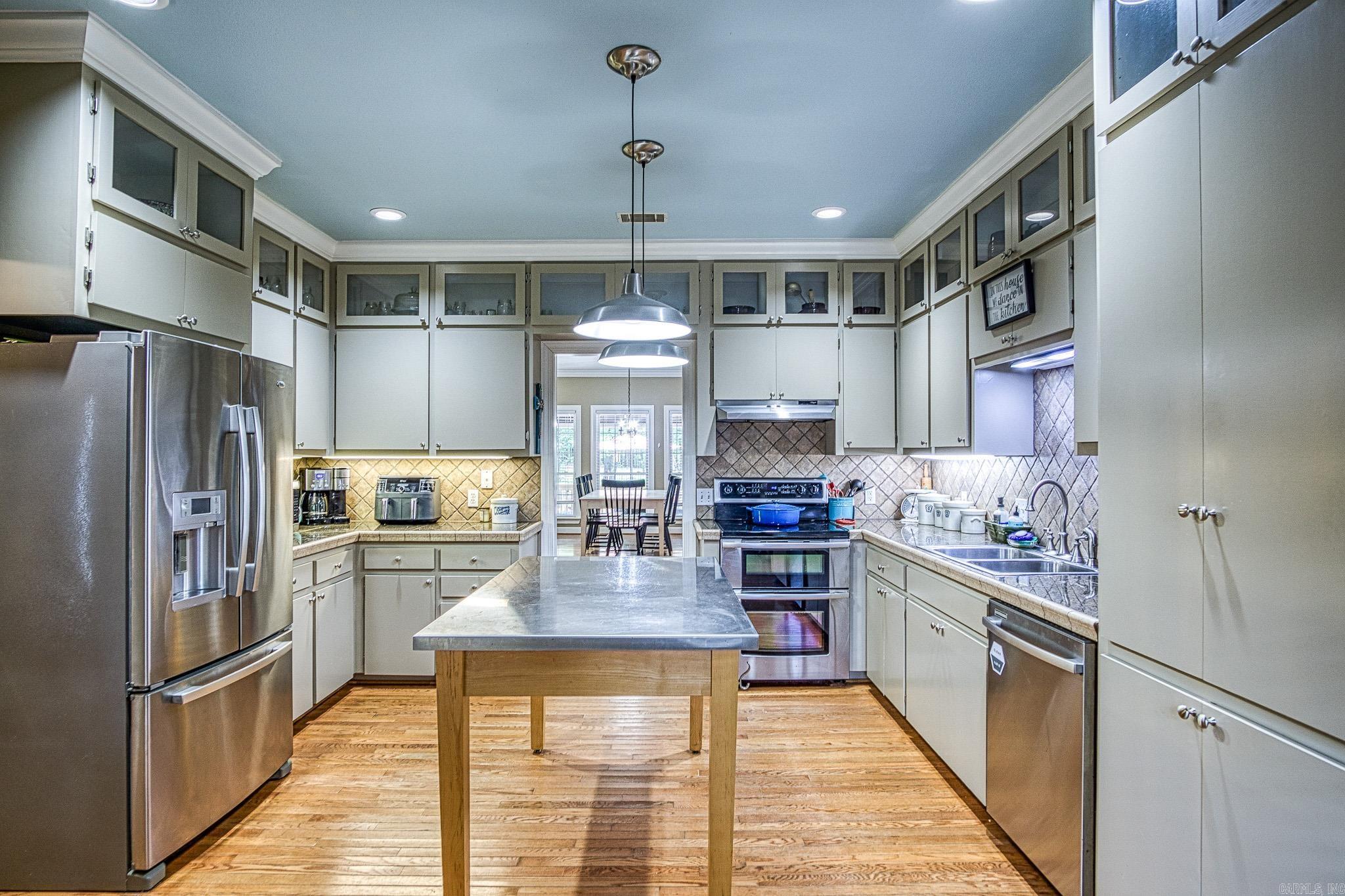 KENTUCKY FOOTHILLS - Residential