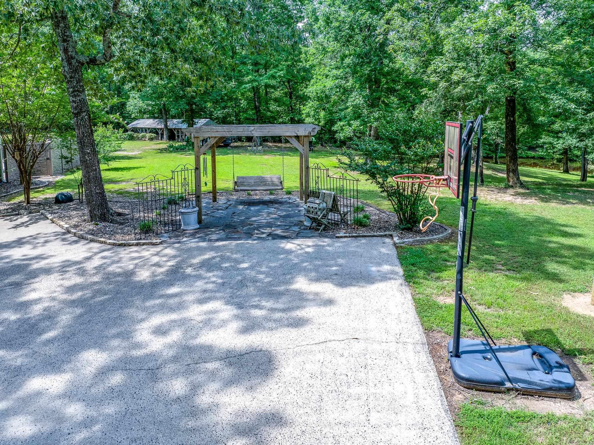 KENTUCKY FOOTHILLS - Residential