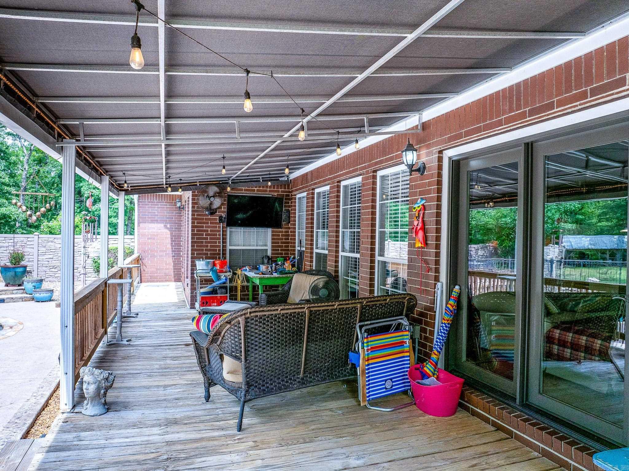 KENTUCKY FOOTHILLS - Residential