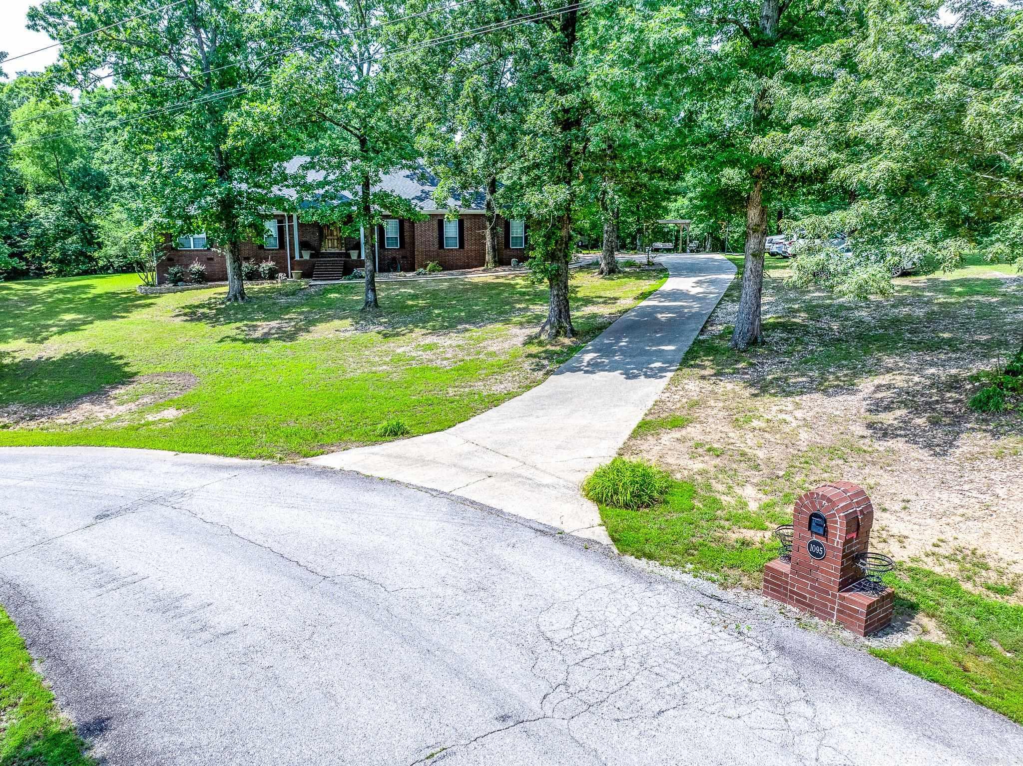 KENTUCKY FOOTHILLS - Residential