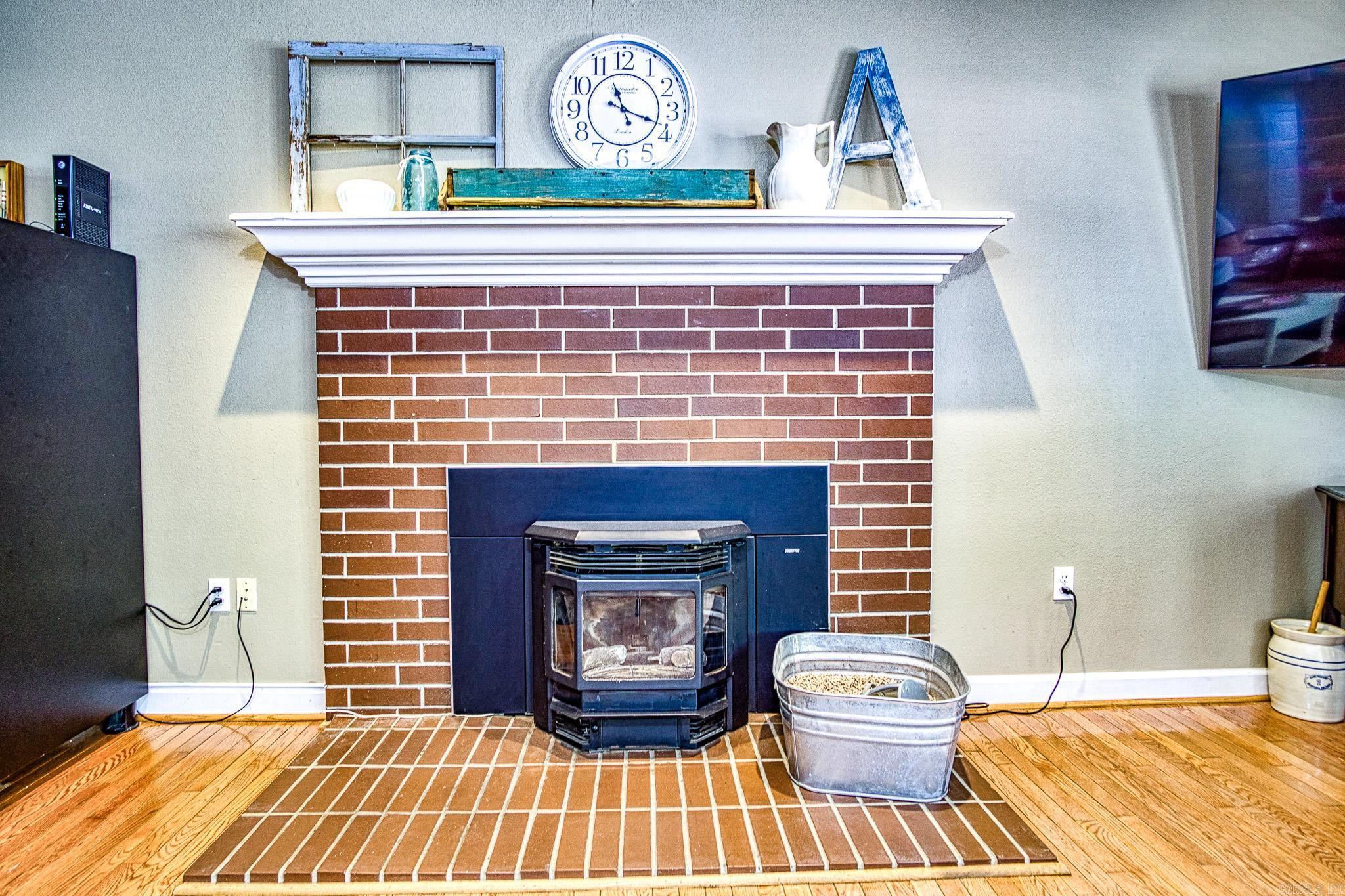 KENTUCKY FOOTHILLS - Residential