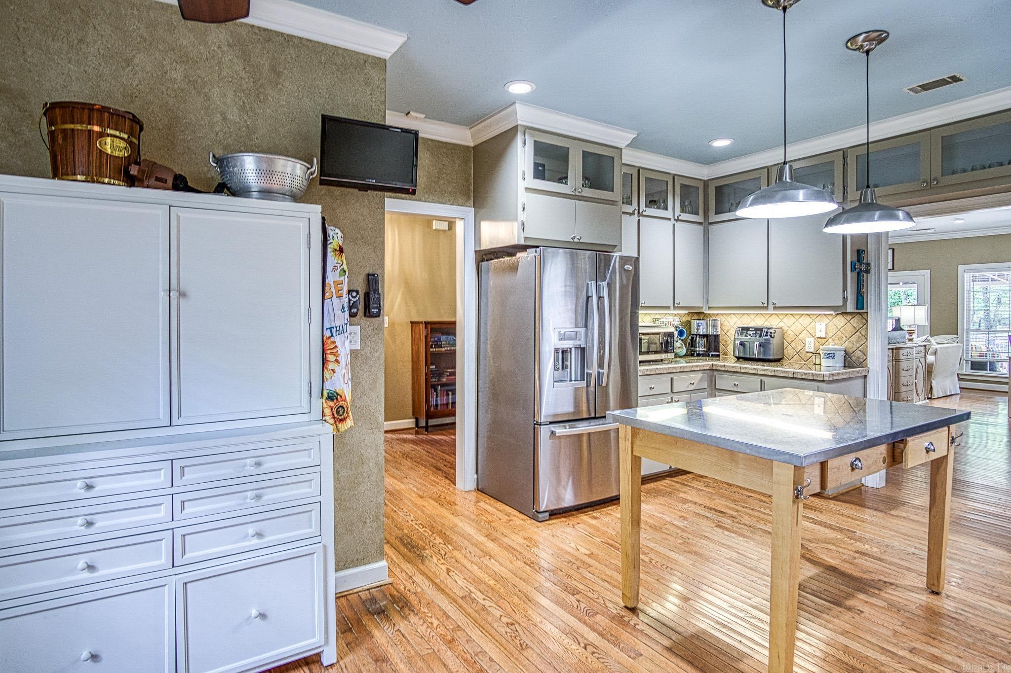 KENTUCKY FOOTHILLS - Residential