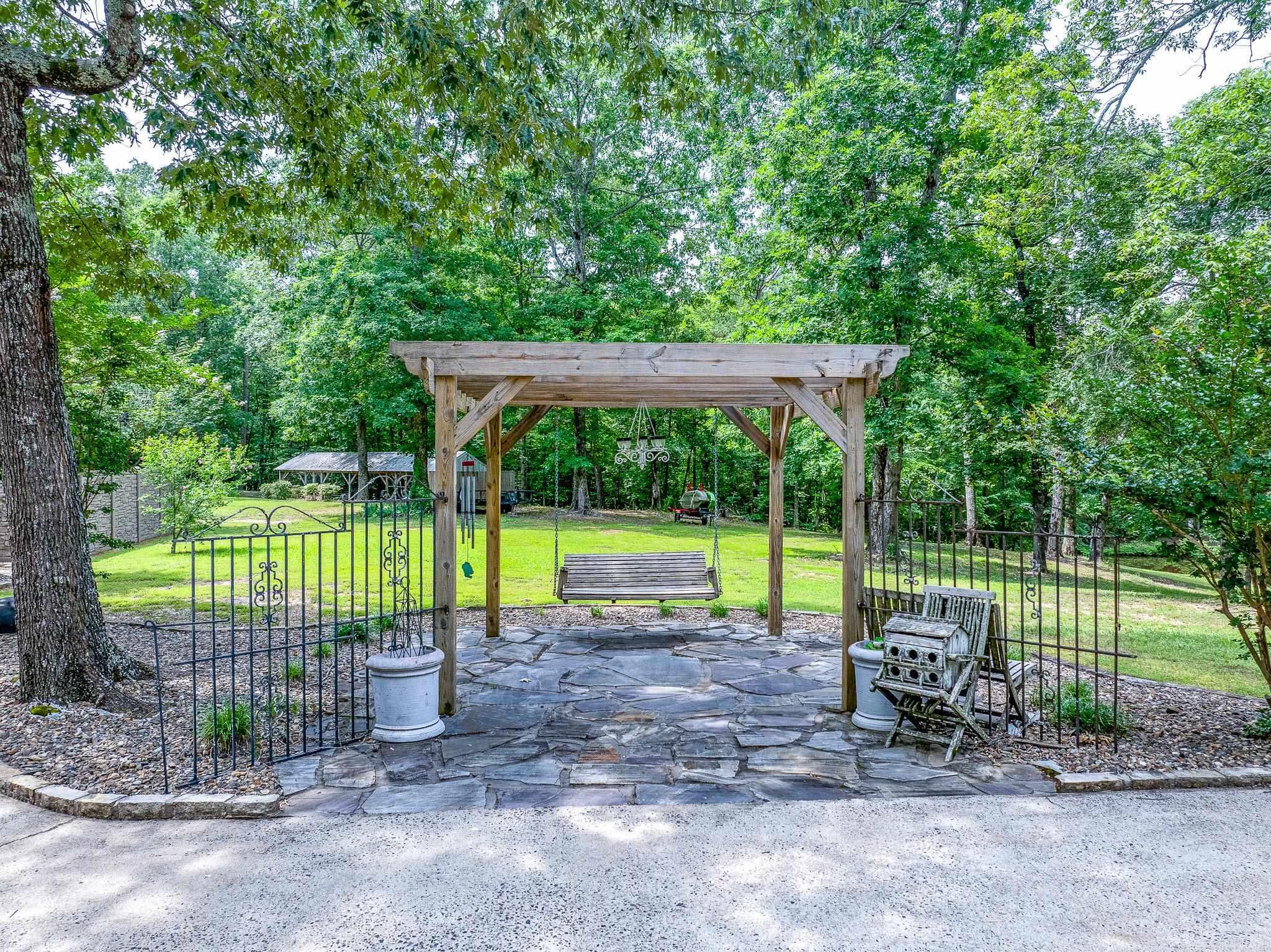 KENTUCKY FOOTHILLS - Residential