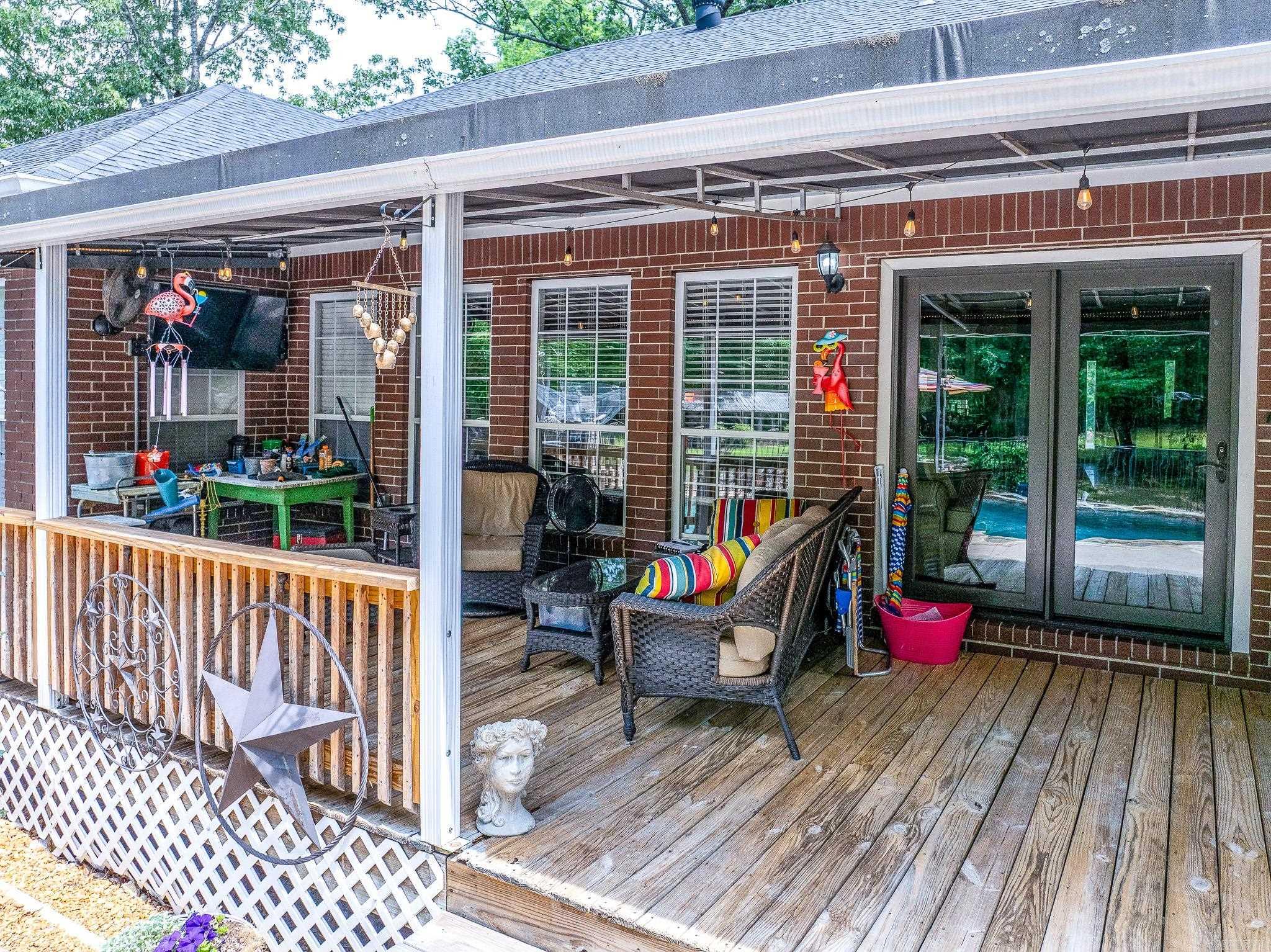 KENTUCKY FOOTHILLS - Residential