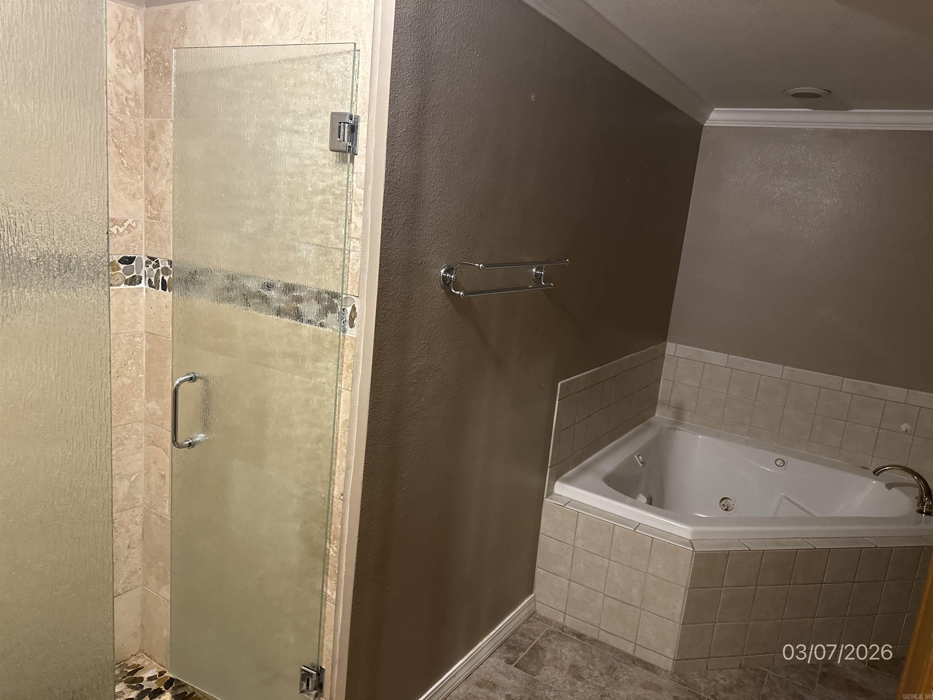 CAMELOT - Residential