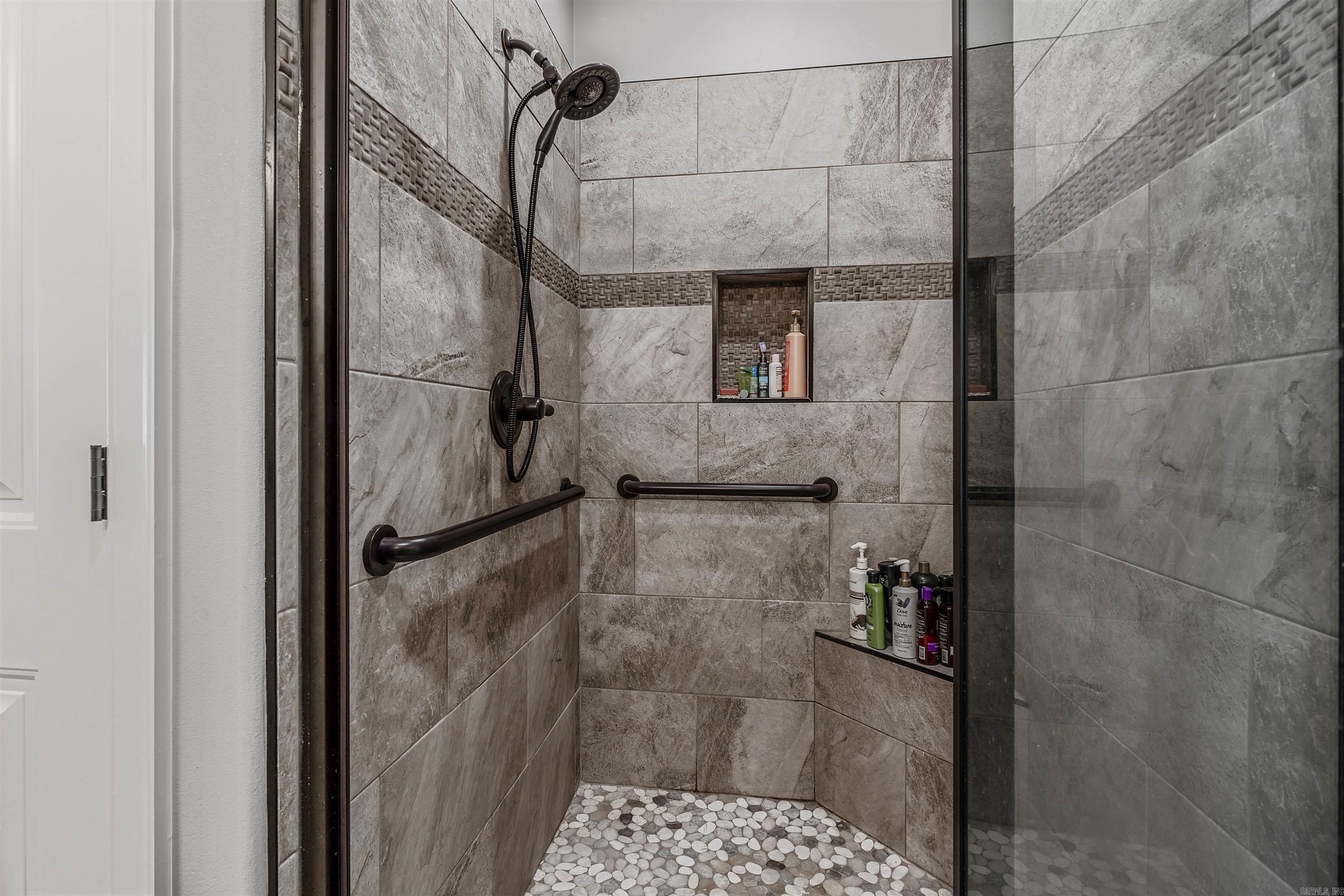 AUSTIN GARDENS PATIO HOMES ADDN - Residential