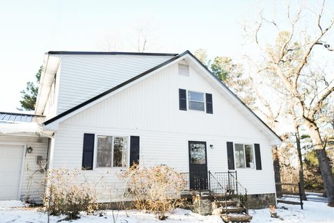 Photo of 602 Circle High Drive, Horseshoe Bend, AR 72512 (MLS # 25049345)